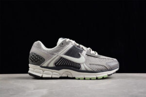 NK Zoom Vomero 5 SP FB8825-001