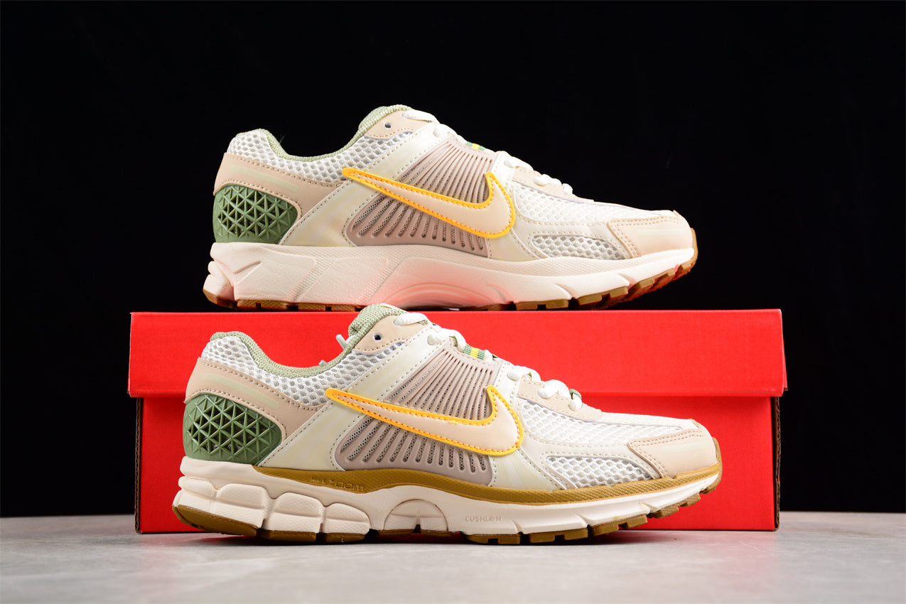 NK Zoom Vomero 5 SP FQ6868-181 - Image 4