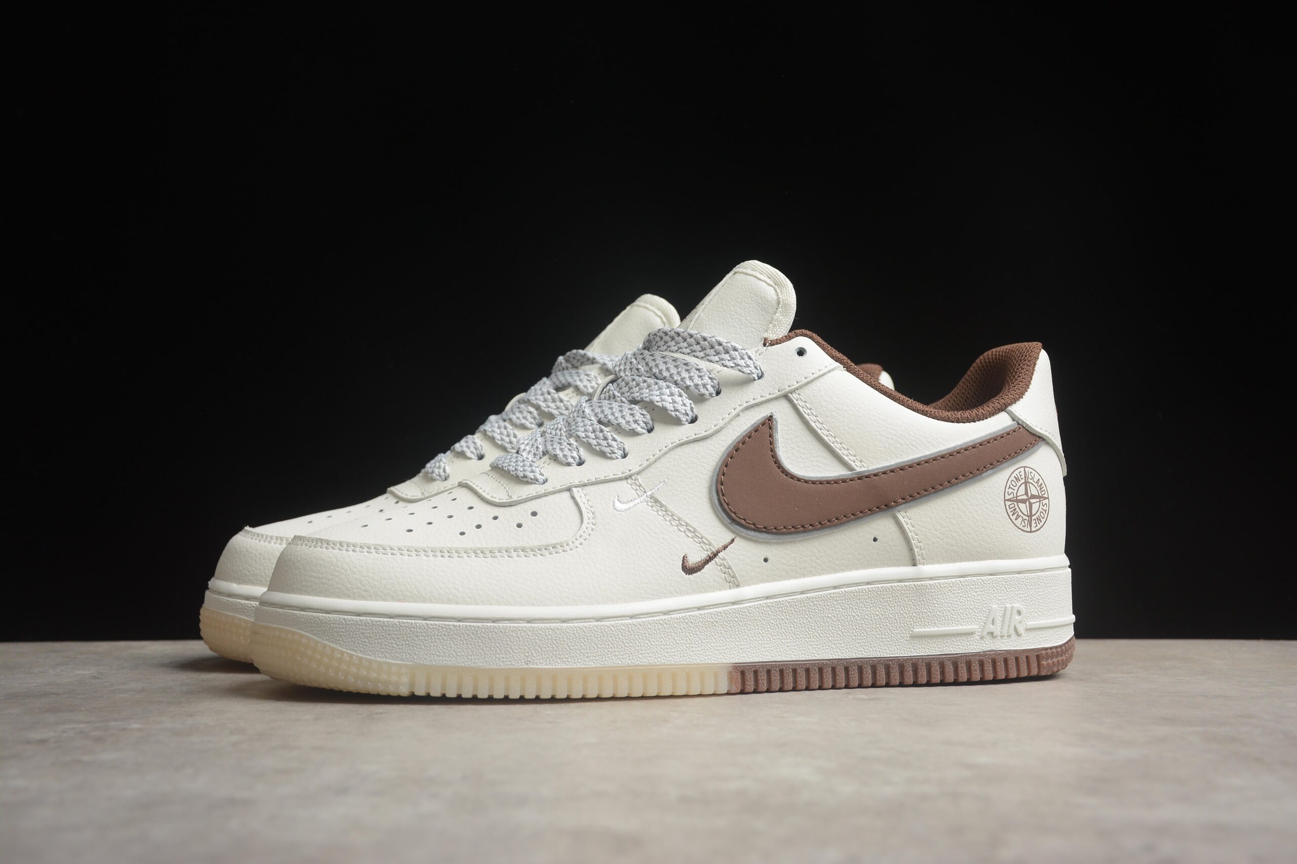 Nike Air Force 1 ’07 Low SL-240444 - Image 3