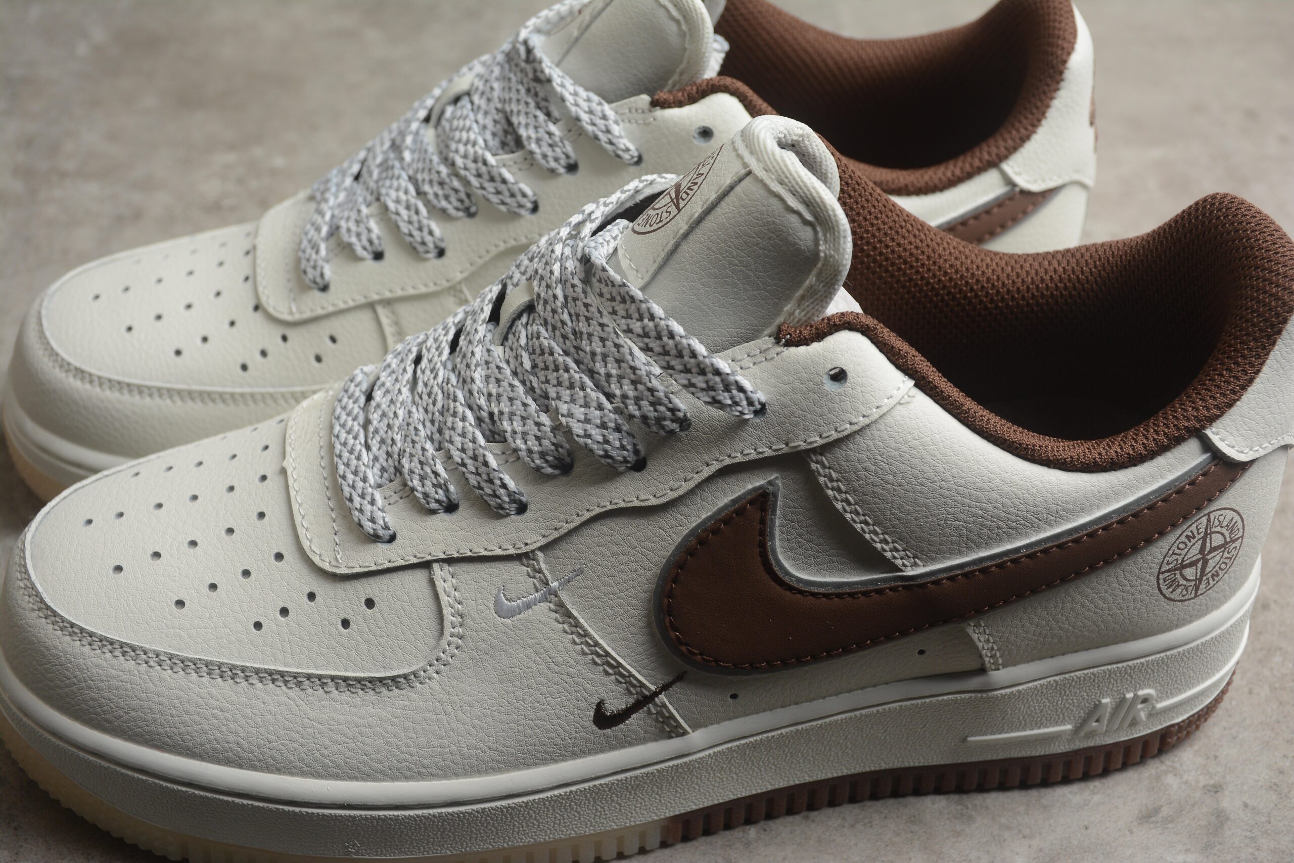 Nike Air Force 1 ’07 Low SL-240444 - Image 4