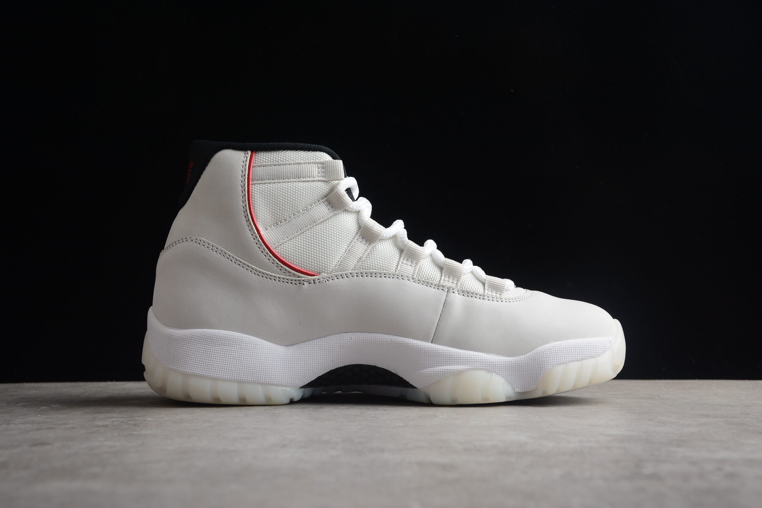 Nike Air Jordan 11 Retro“Platinum Tint” 378037-016