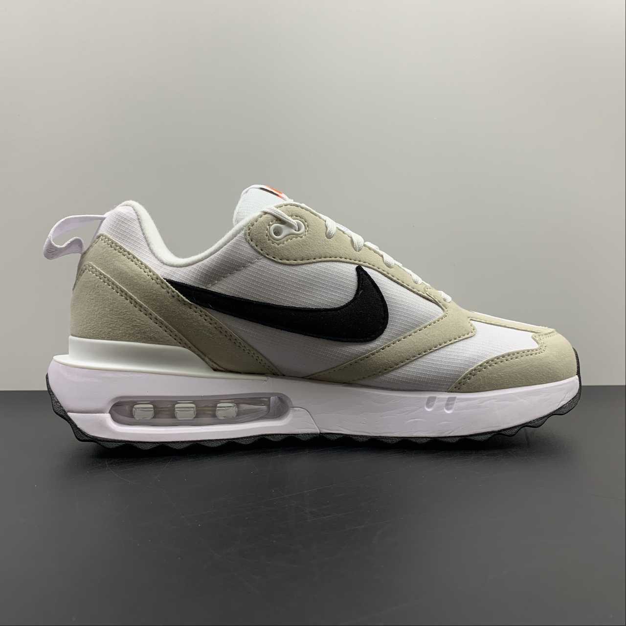 Nike Air Max Dawn DH4656-100