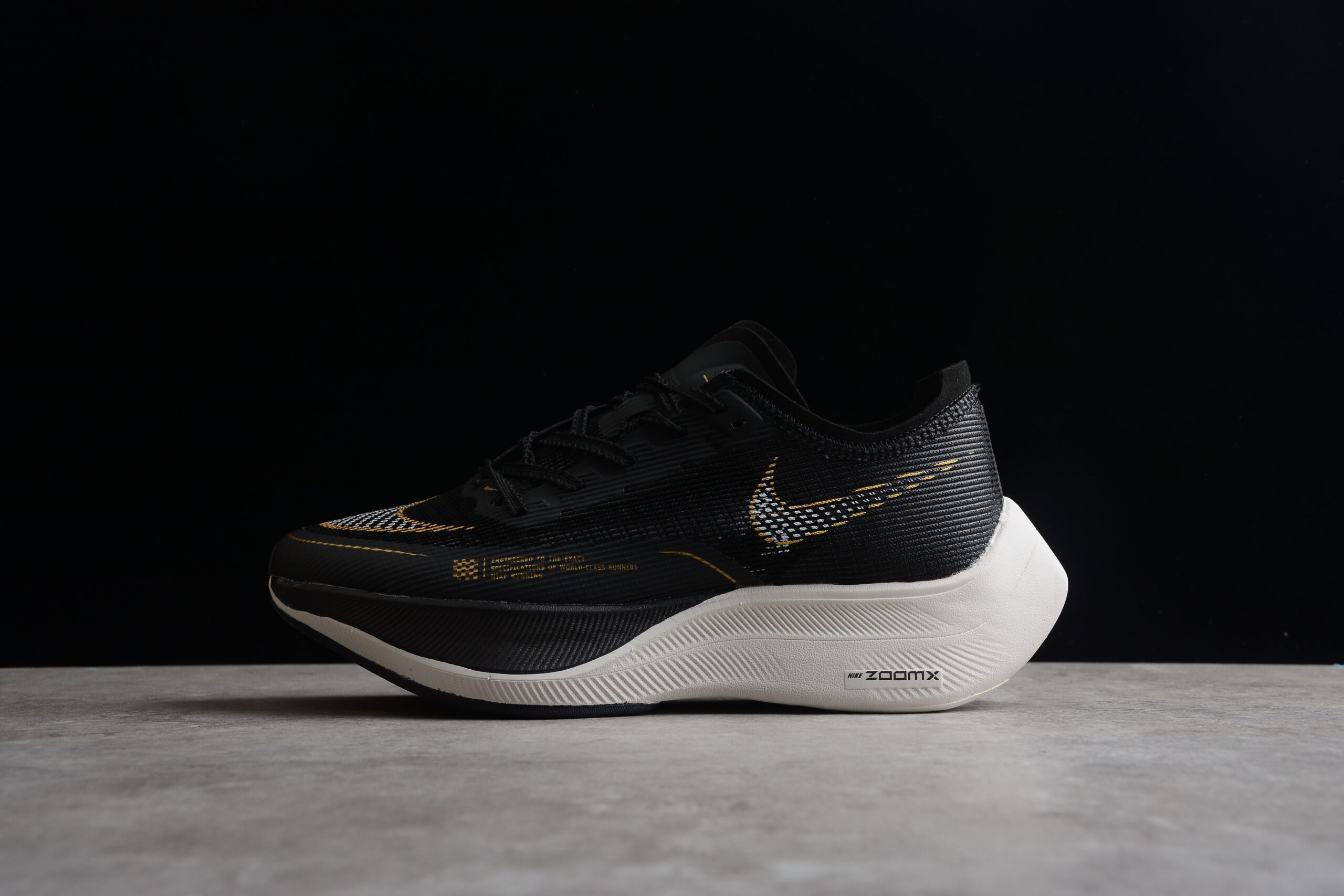 Nike Air ZoomX Vaporfly NEXT - Image 5