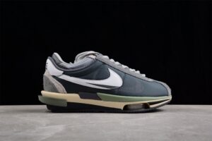 Nike Zoom Cortez SP sacai