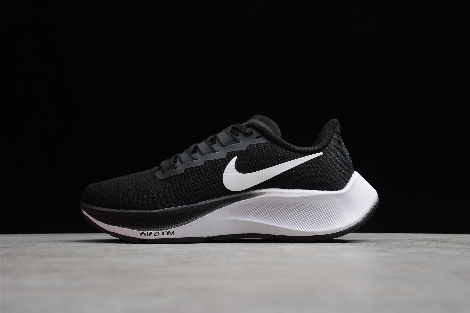Nike Air Zoom Pegasus 37 Black - Image 2