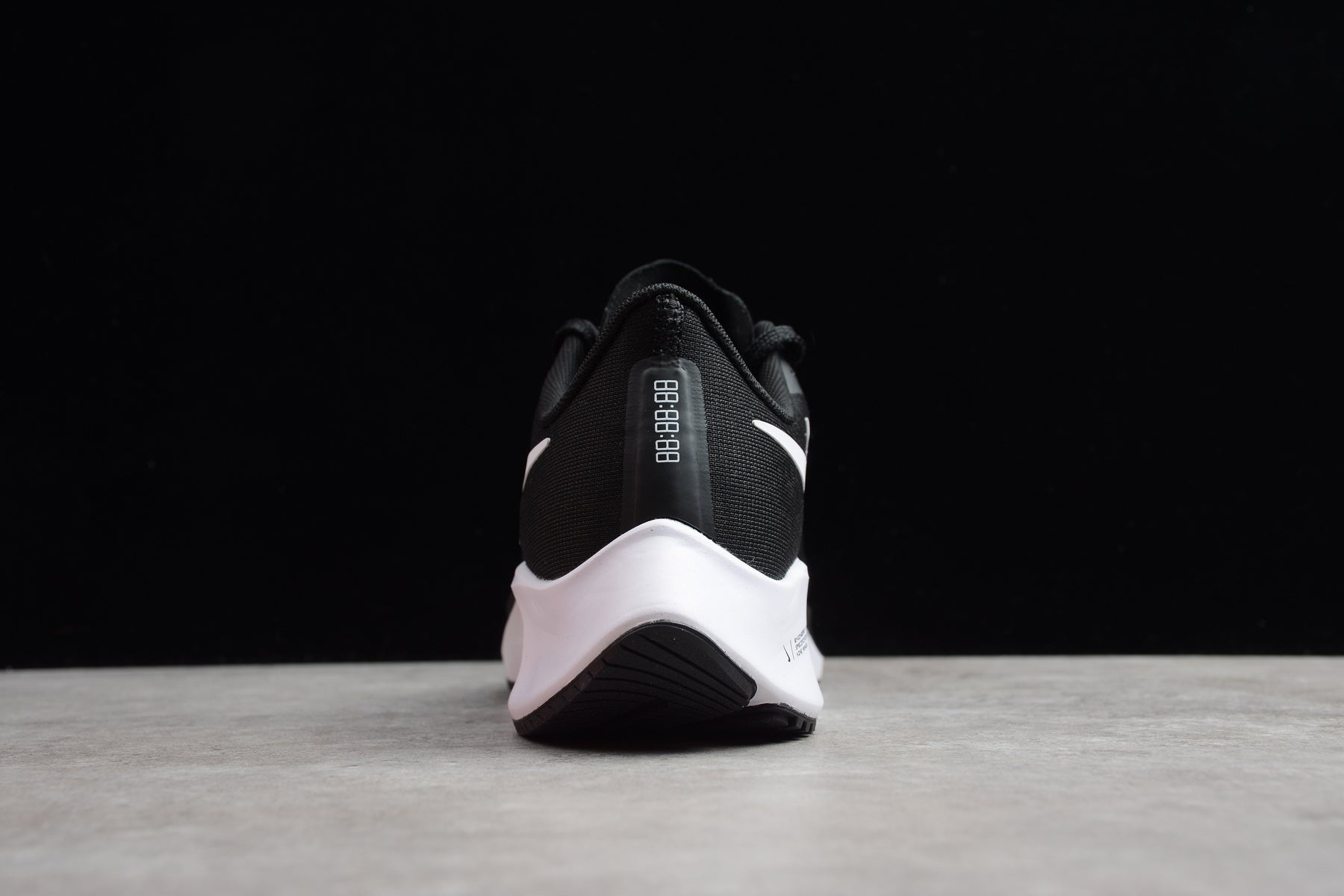 Nike Air Zoom Pegasus 37 Black - Image 3