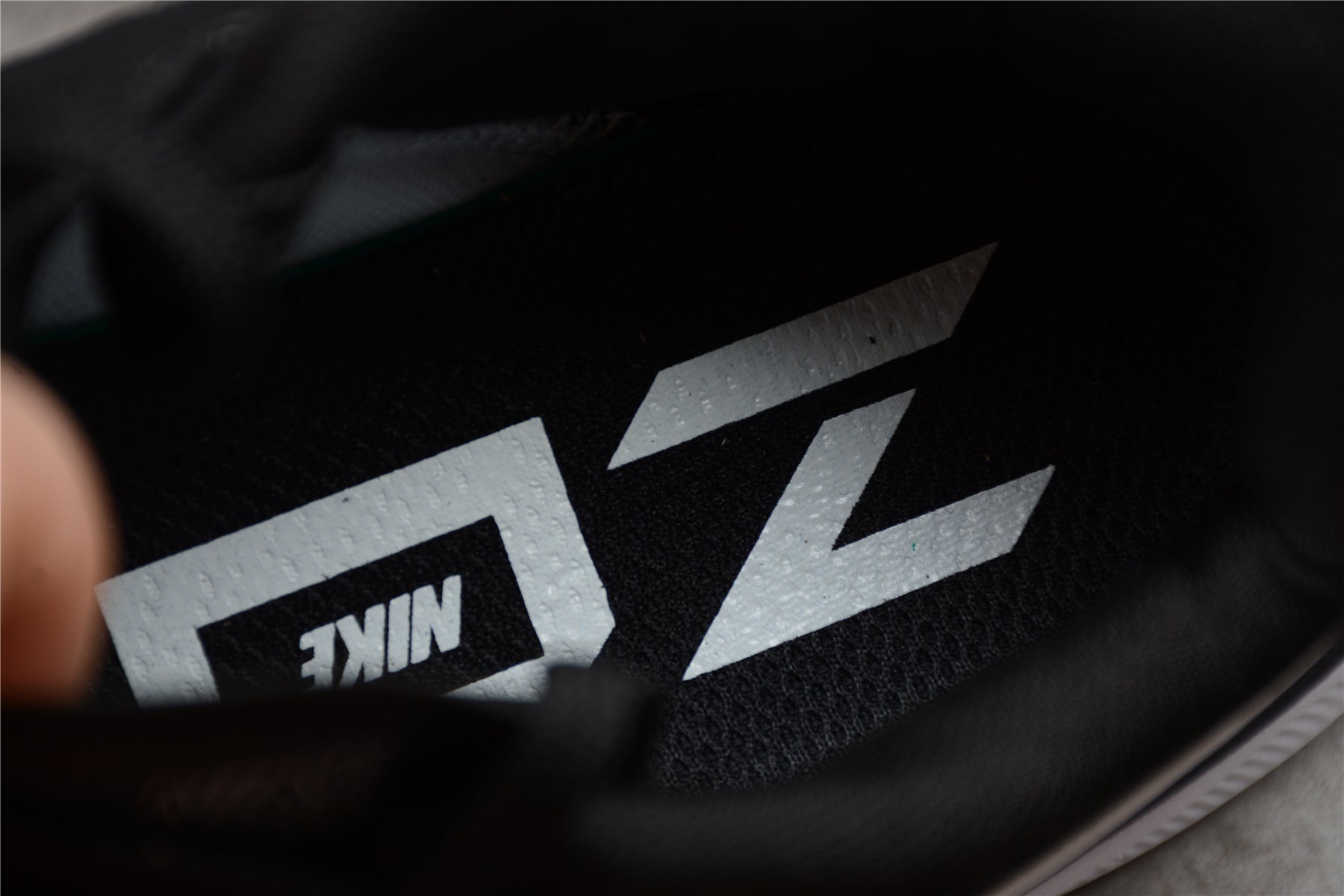 Nike Air Zoom Pegasus 37 Black - Image 7