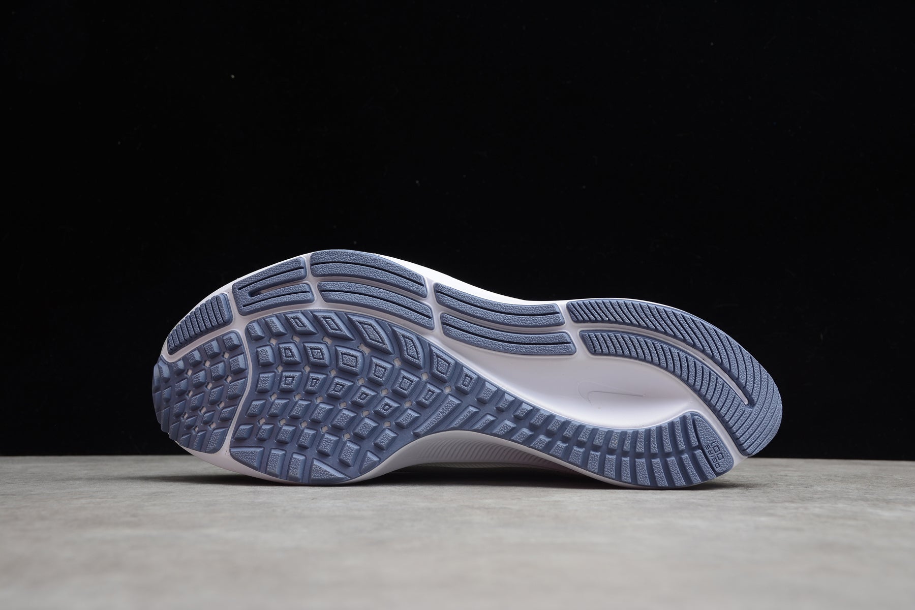 Nike Air Zoom Pegasus 37 Light Silver White - Image 5