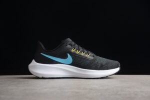Nike Air Zoom Pegasus 39 'Black Chlorine Blue'