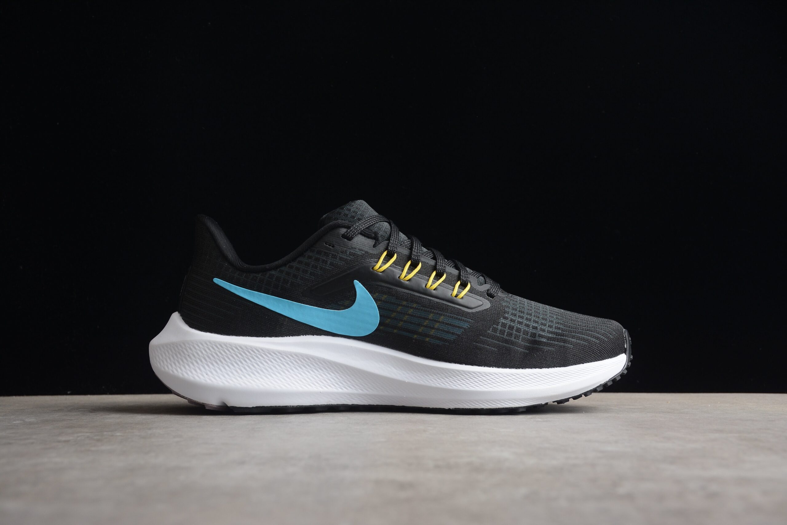Nike Air Zoom Pegasus 39 'Black Chlorine Blue'