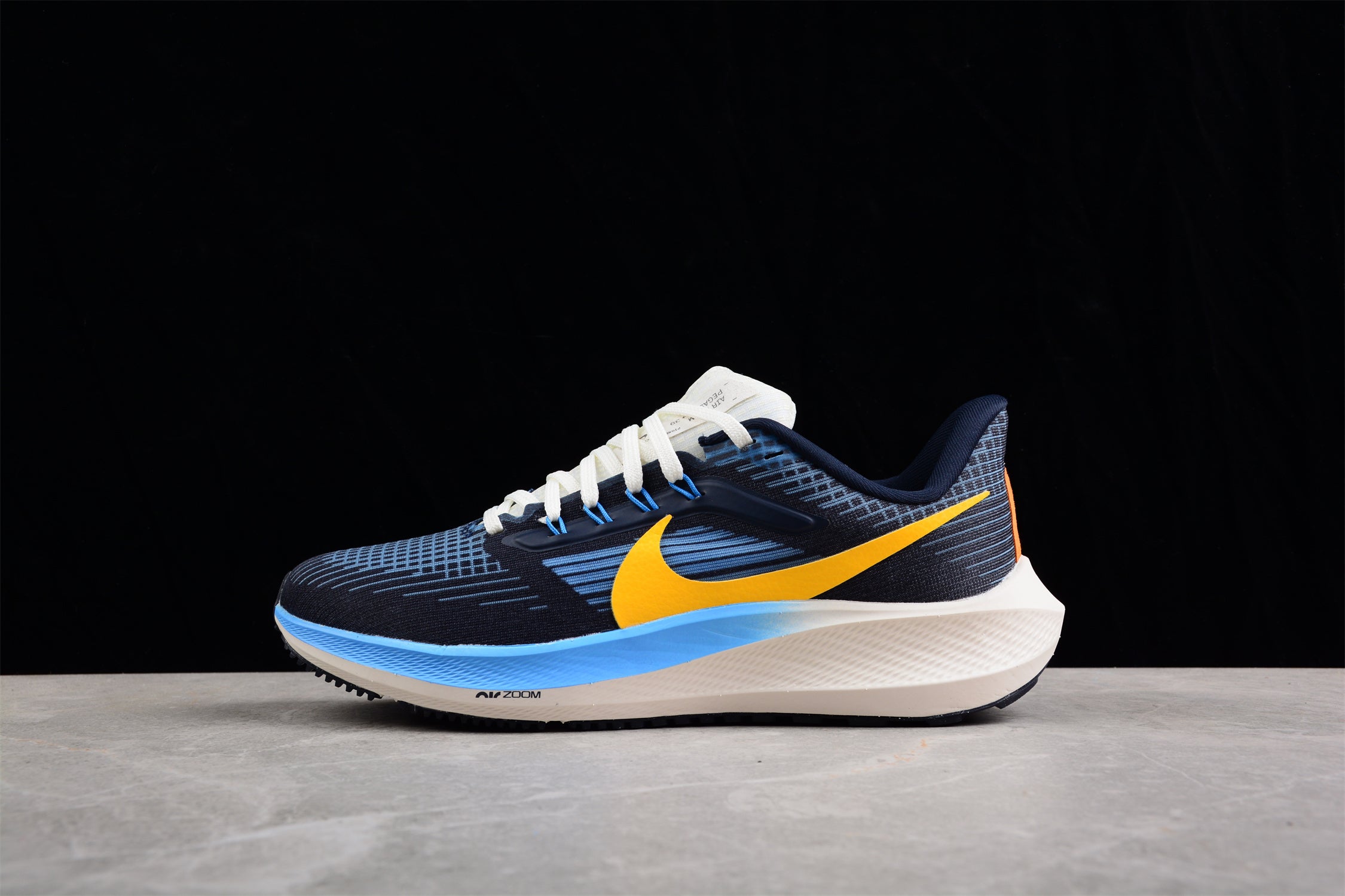Nike Air Zoom Pegasus 39 Premium Obsidian Yellow - Image 2