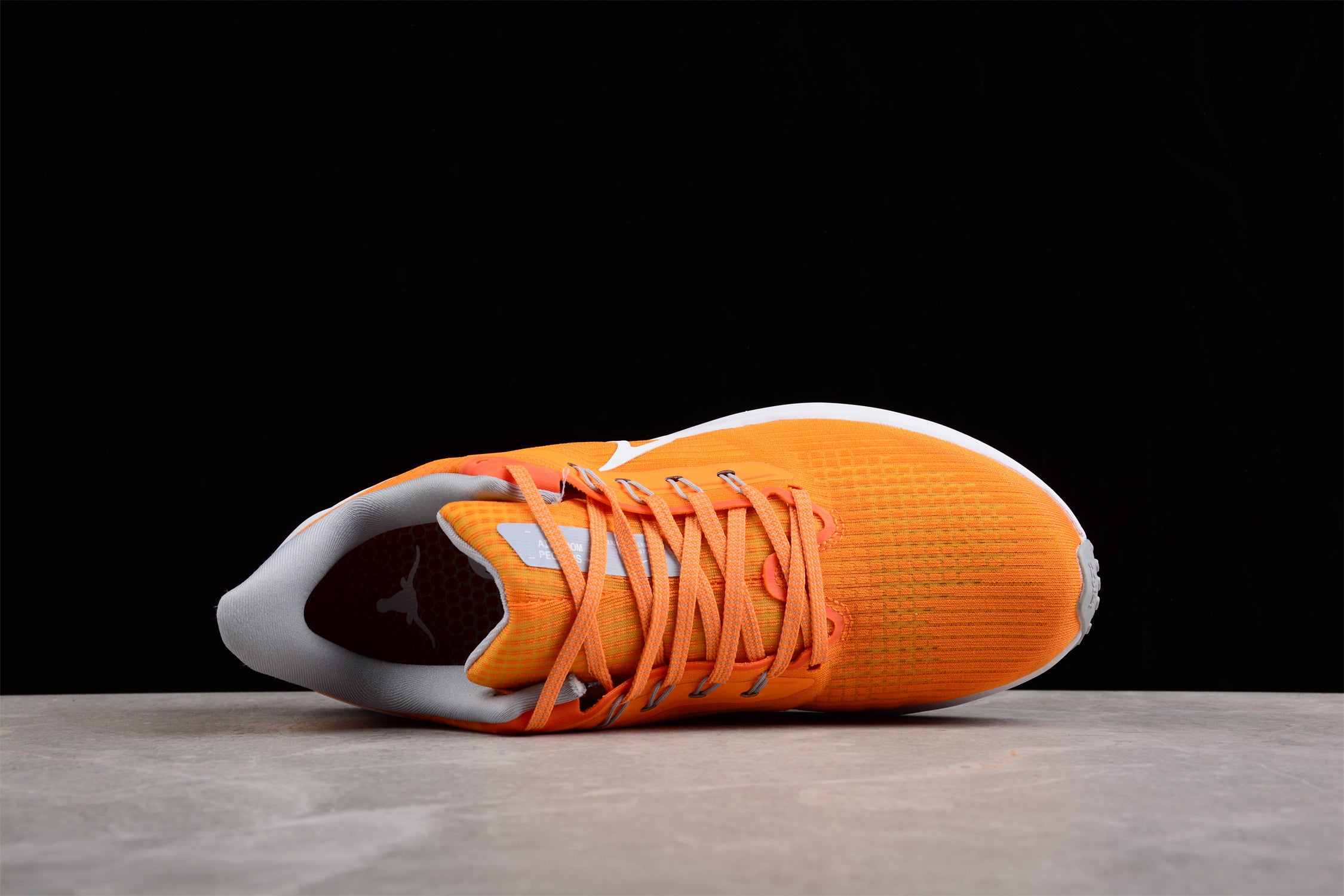 Nike Air Zoom Pegasus 39 Tennessee - Image 3