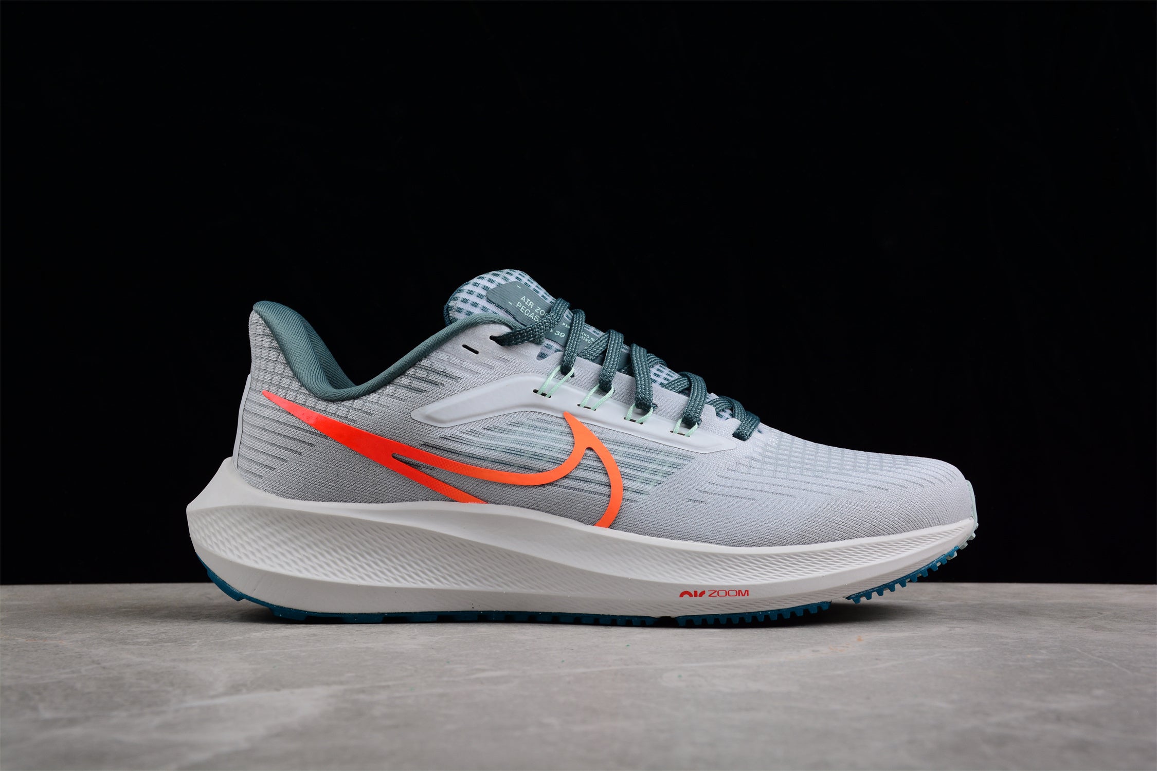 Nike Air Zoom Pegasus 39 Pure Platinum Total Orange