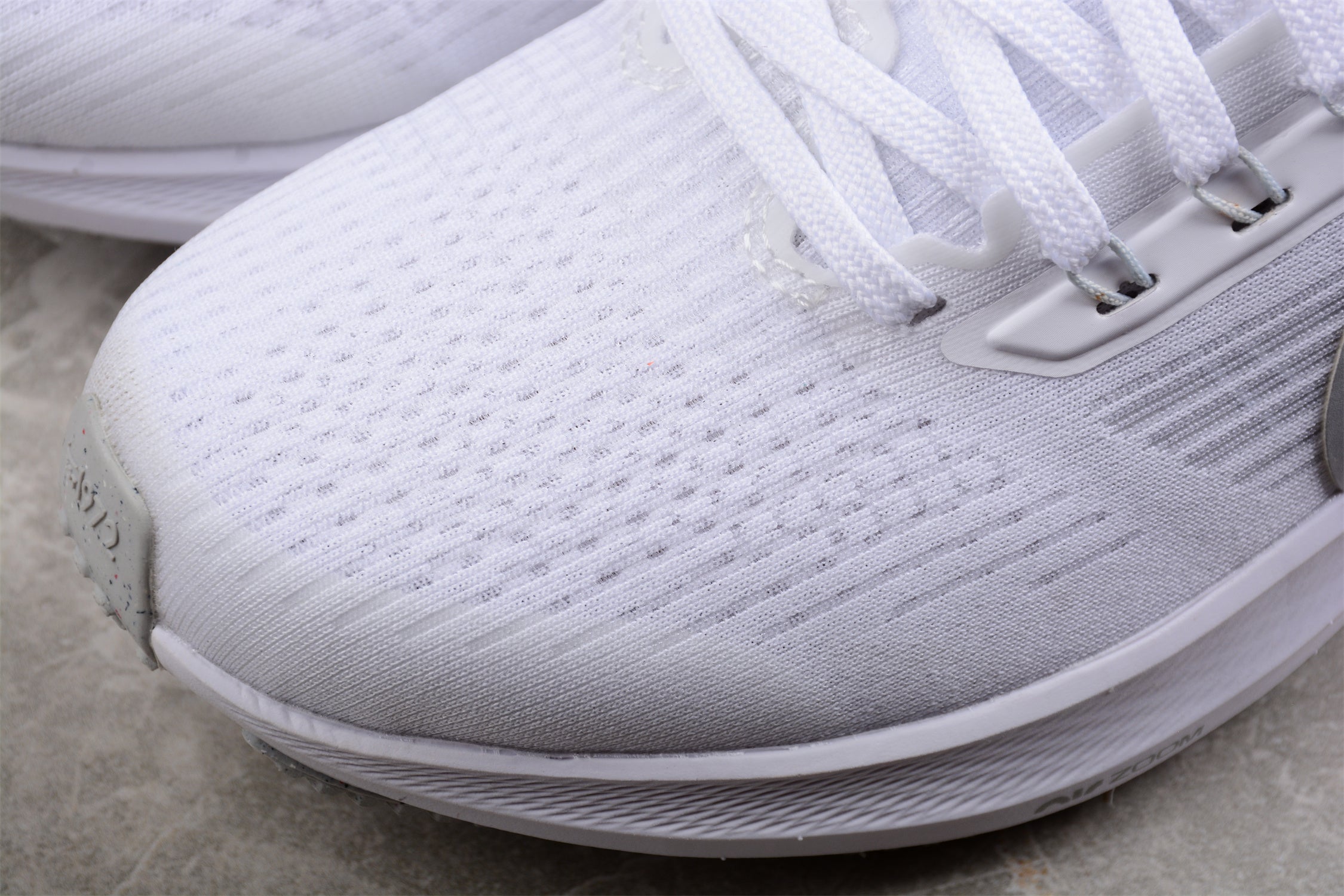 Nike Air Zoom Pegasus 39 'White Grey Fog' - Image 8