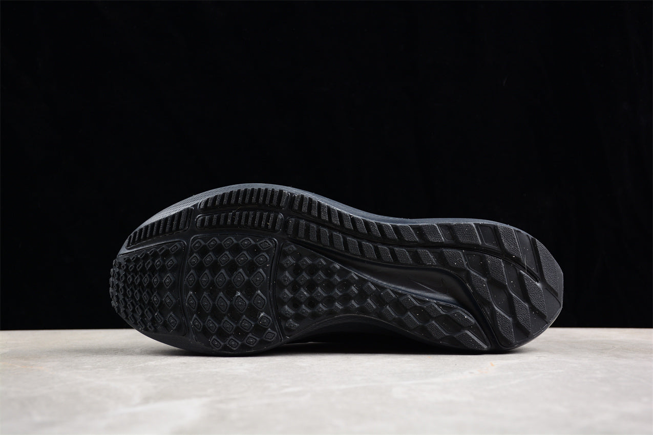 Nike Air Zoom Pegasus 40 Black - Image 4