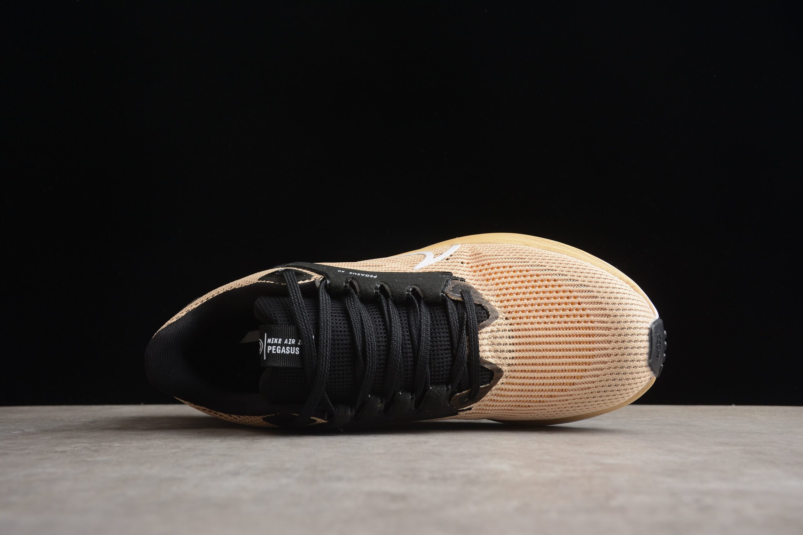 Nike Air Zoom Pegasus 40 - Image 2