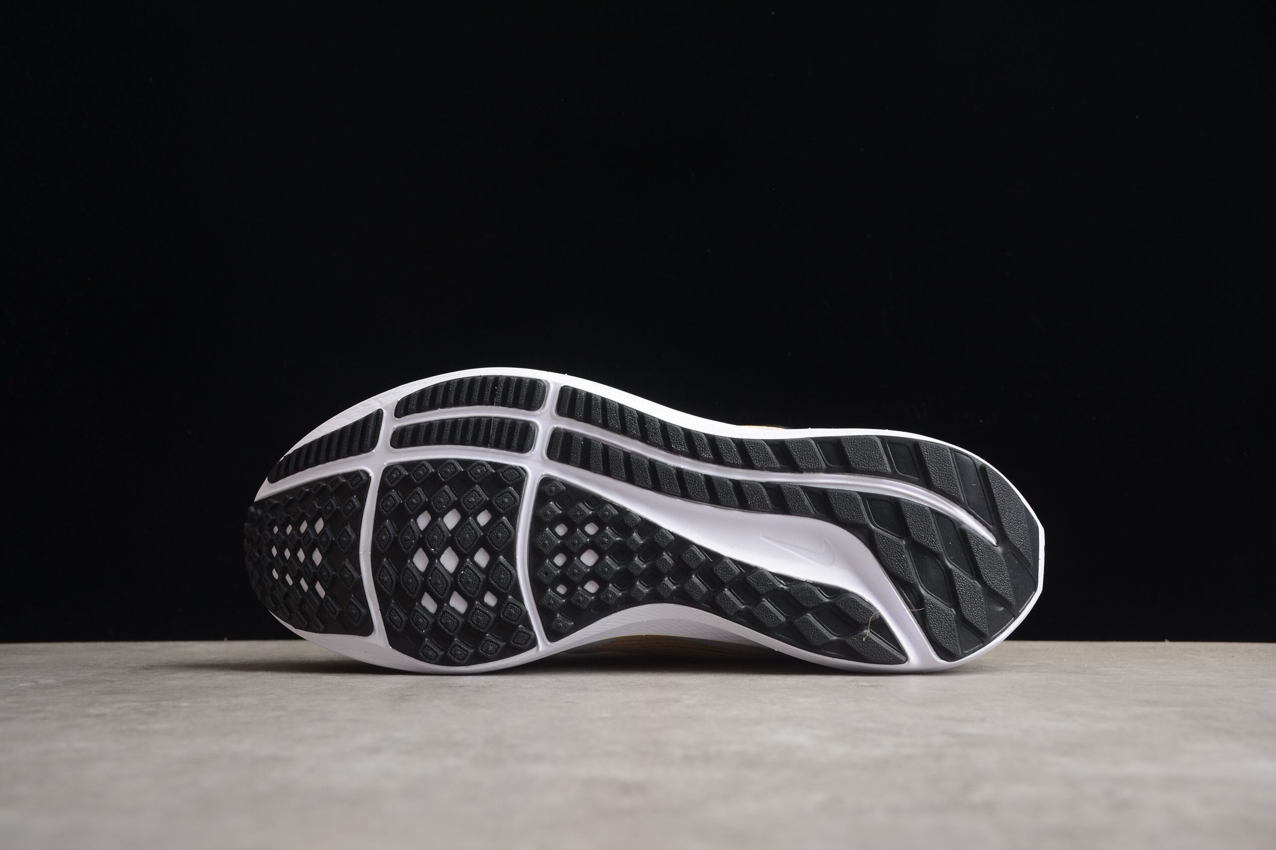 Nike Air Zoom Pegasus 40 - Image 5