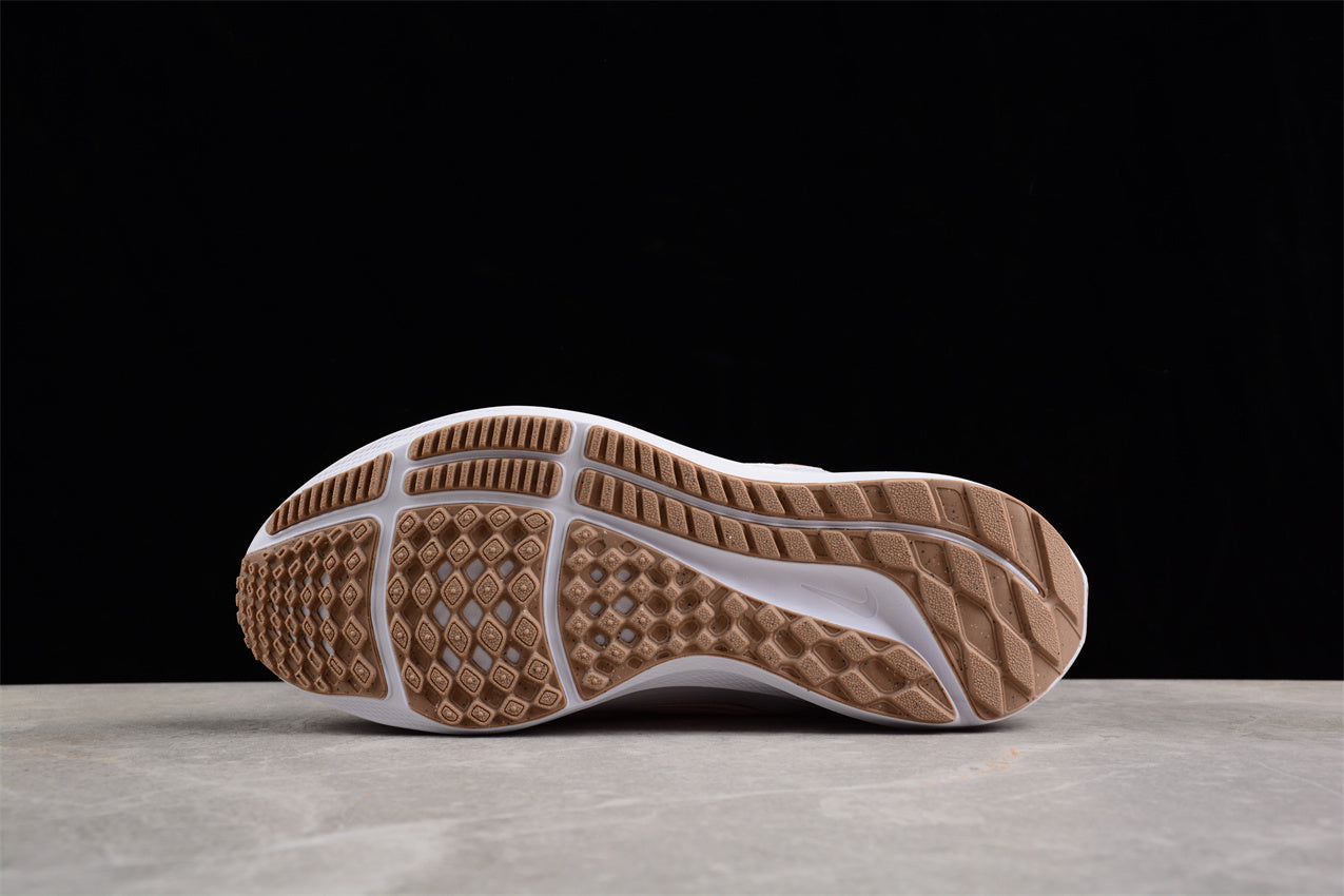 Nike Air Zoom Pegasus 40 - Image 2