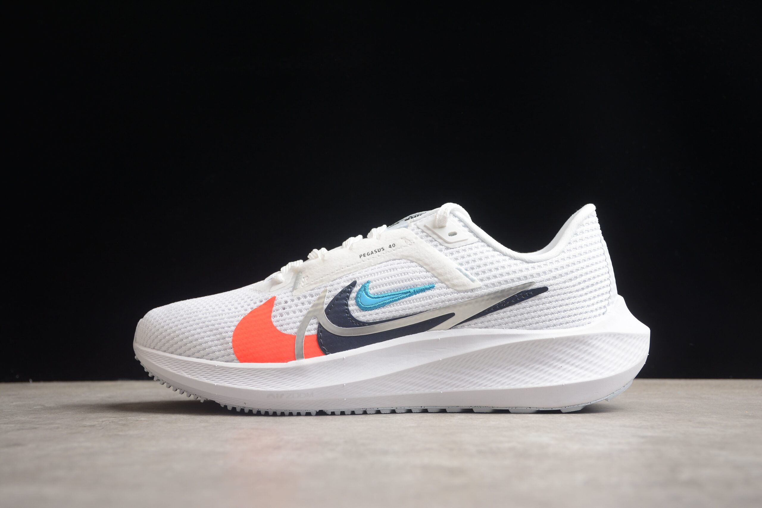 Nike Air Zoom Pegasus 40 - Image 5