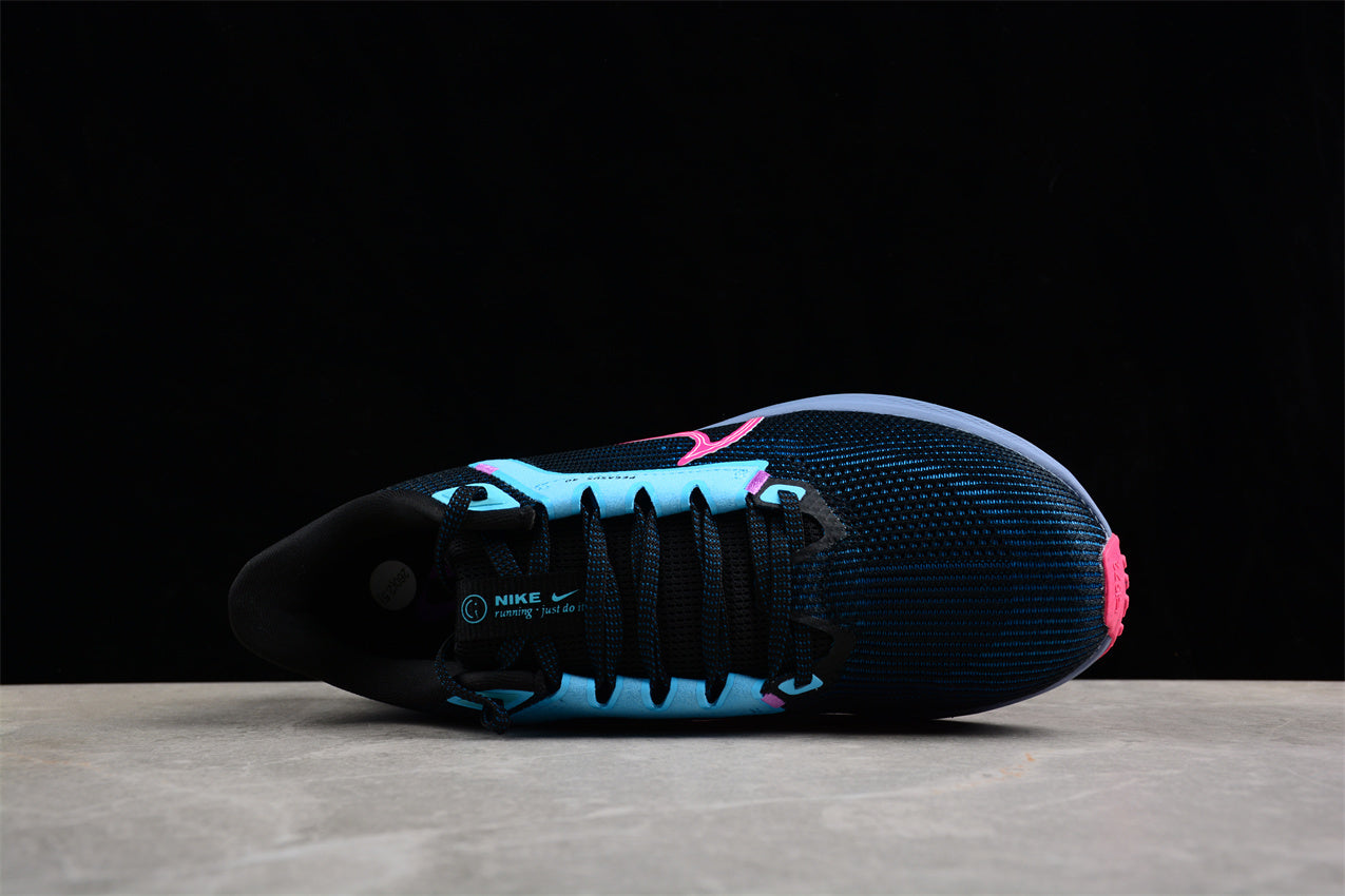 Nike Air Zoom Pegasus 40 - Image 2