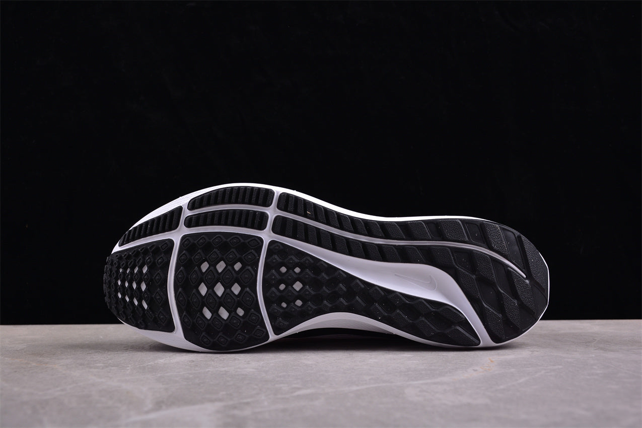 Nike Air Zoom Pegasus 40 - Image 2