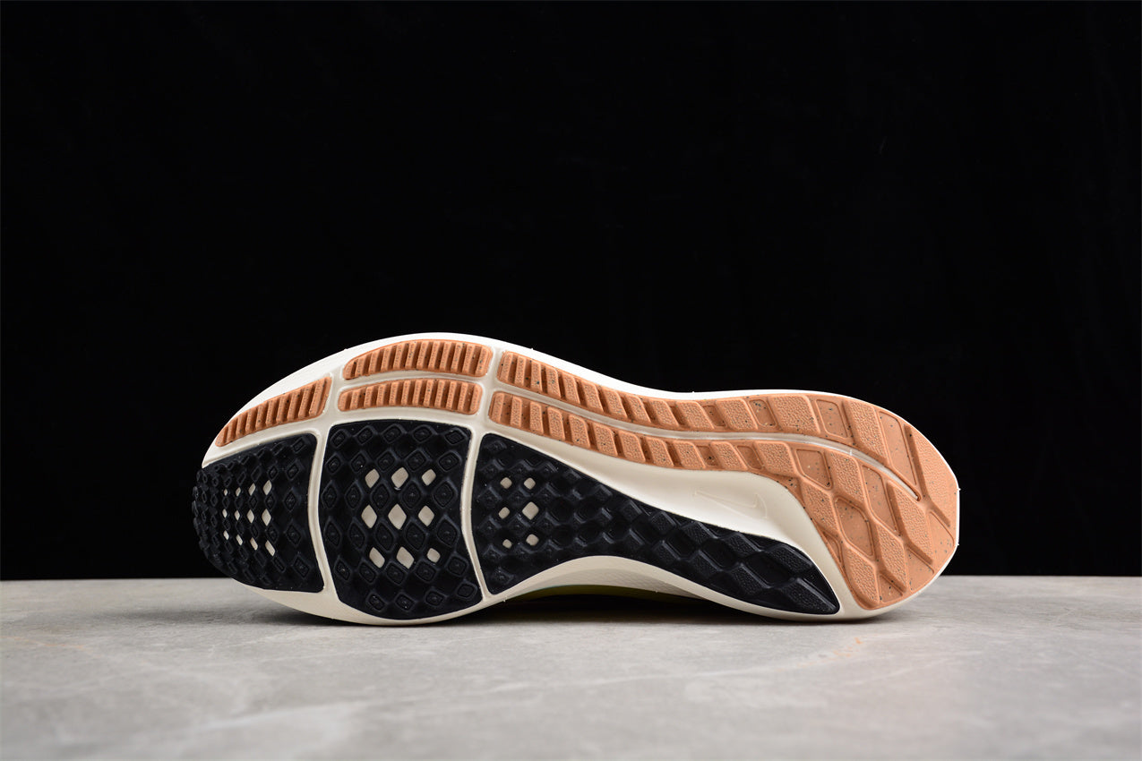 Nike Air Zoom Pegasus 40 - Image 5