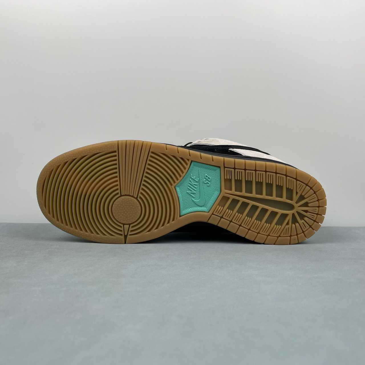 Nike Dunk Low - Image 5