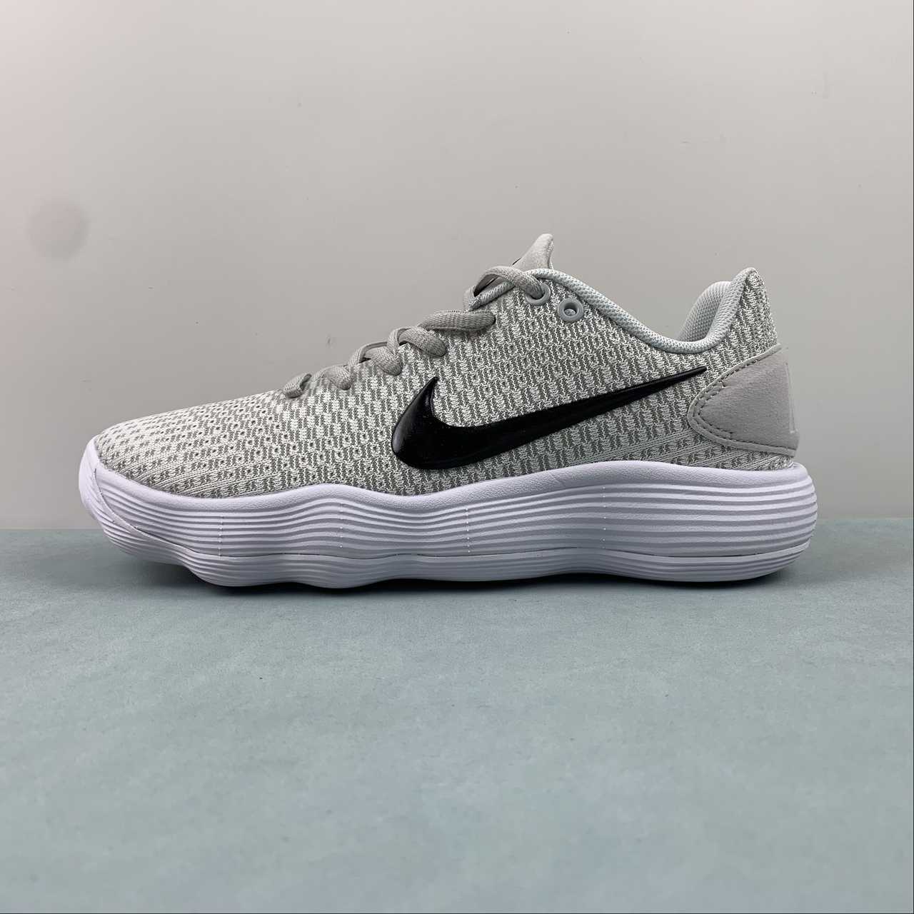 Nike Hyperdunk - Image 3