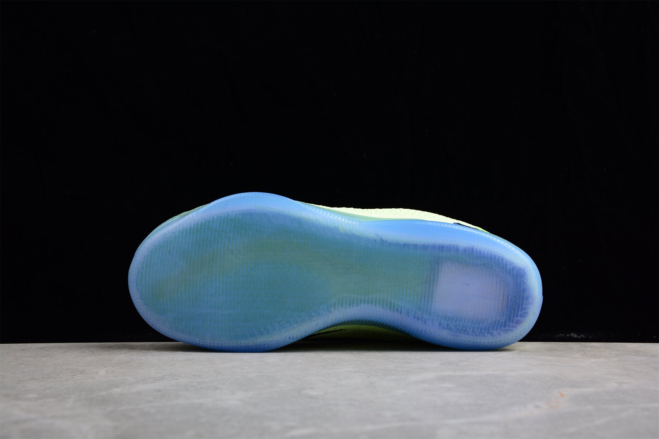 Nike Kobe 11 Low 4KB “Liquid Lime” - Image 3
