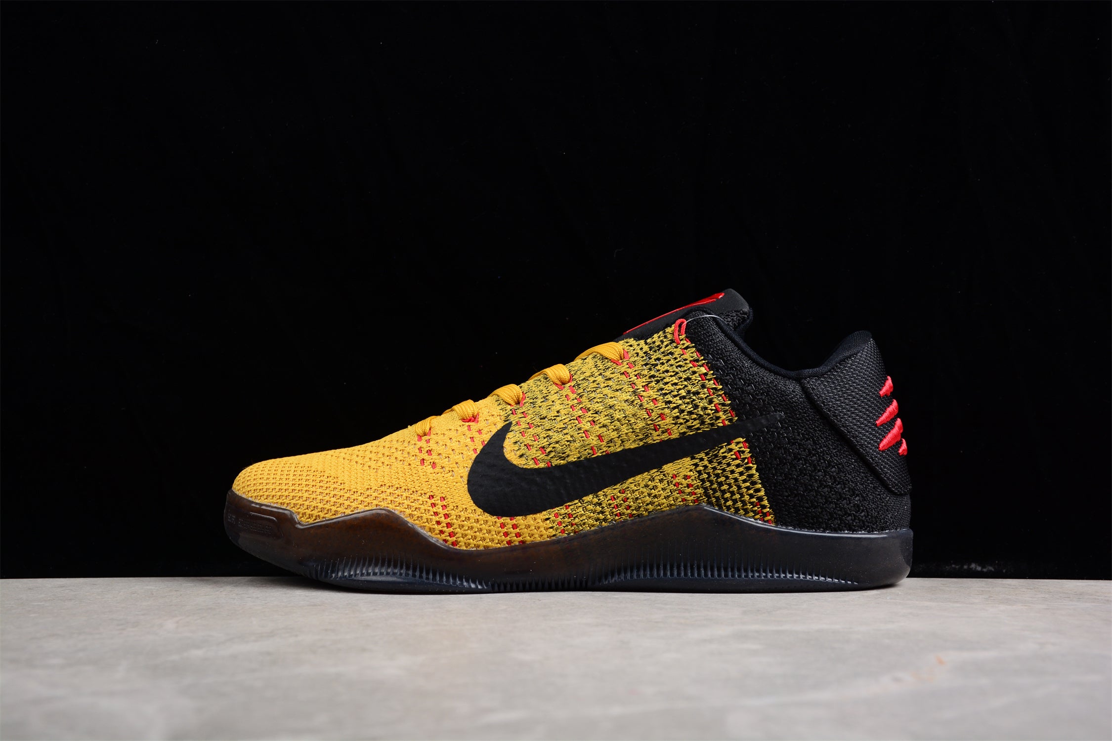 Nike Kobe 11 Low Bruce Lee - Image 2