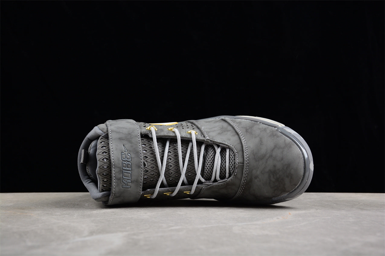 Nike Kobe 2 - Image 3