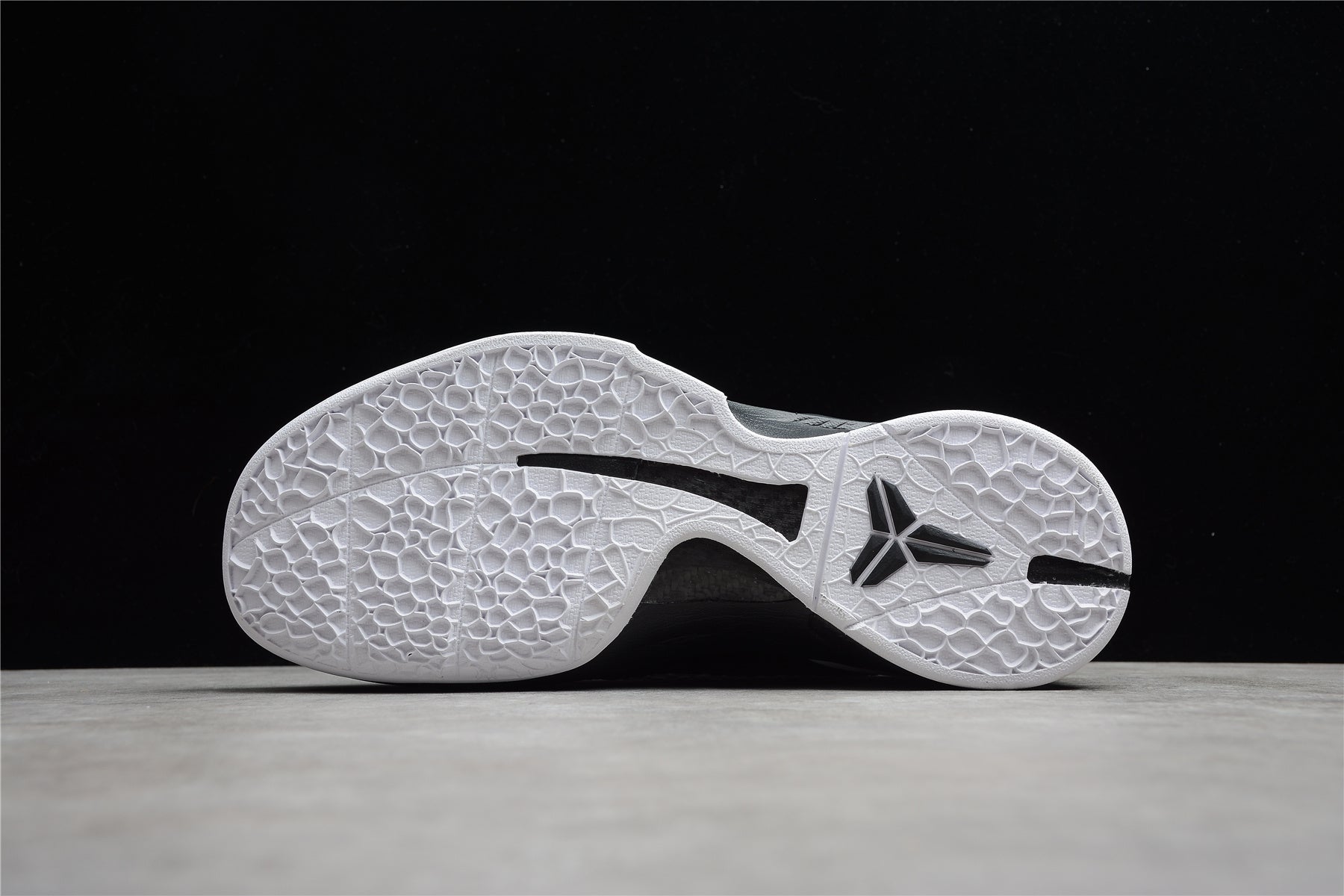 Nike Kobe 6 Protro Mambacita Sweet - Image 4