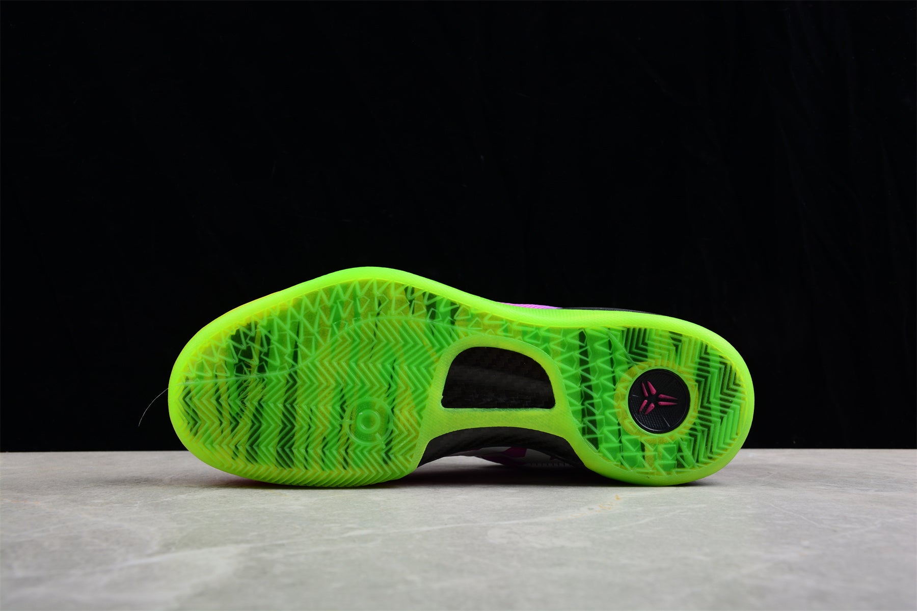 Nike Kobe 8 Mambacurial - Image 4