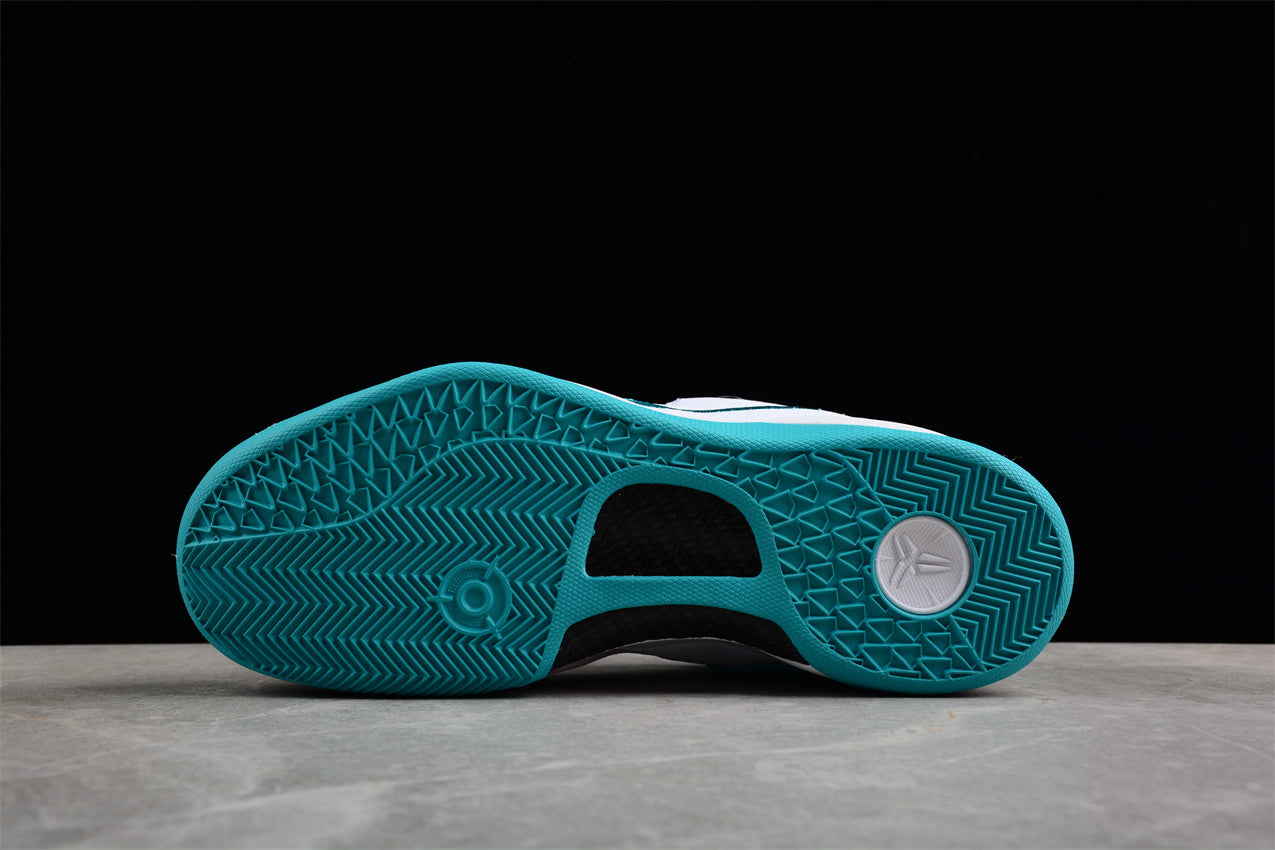 Nike Kobe 8 Protro “Radiant Emerald” - Image 2