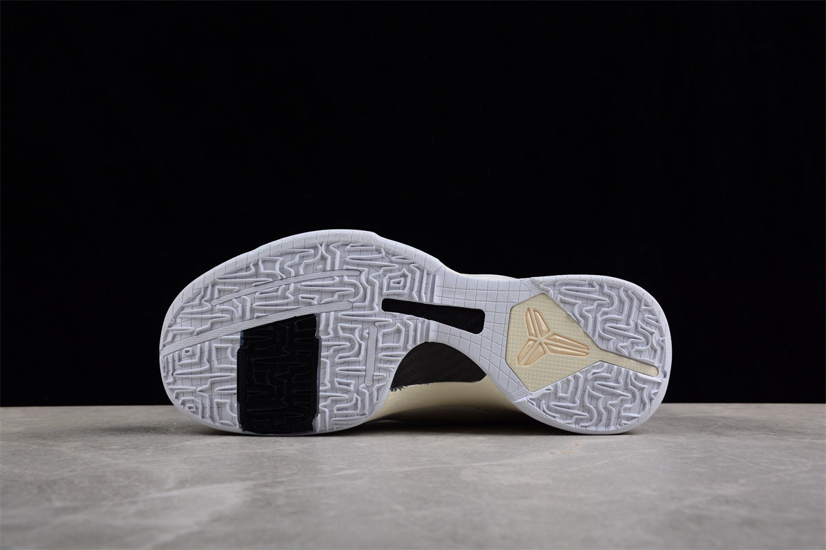 Nike Kobe V Protro Undftd - Image 4