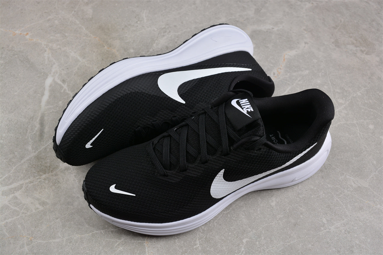 Nike Revolution 8 - Image 3