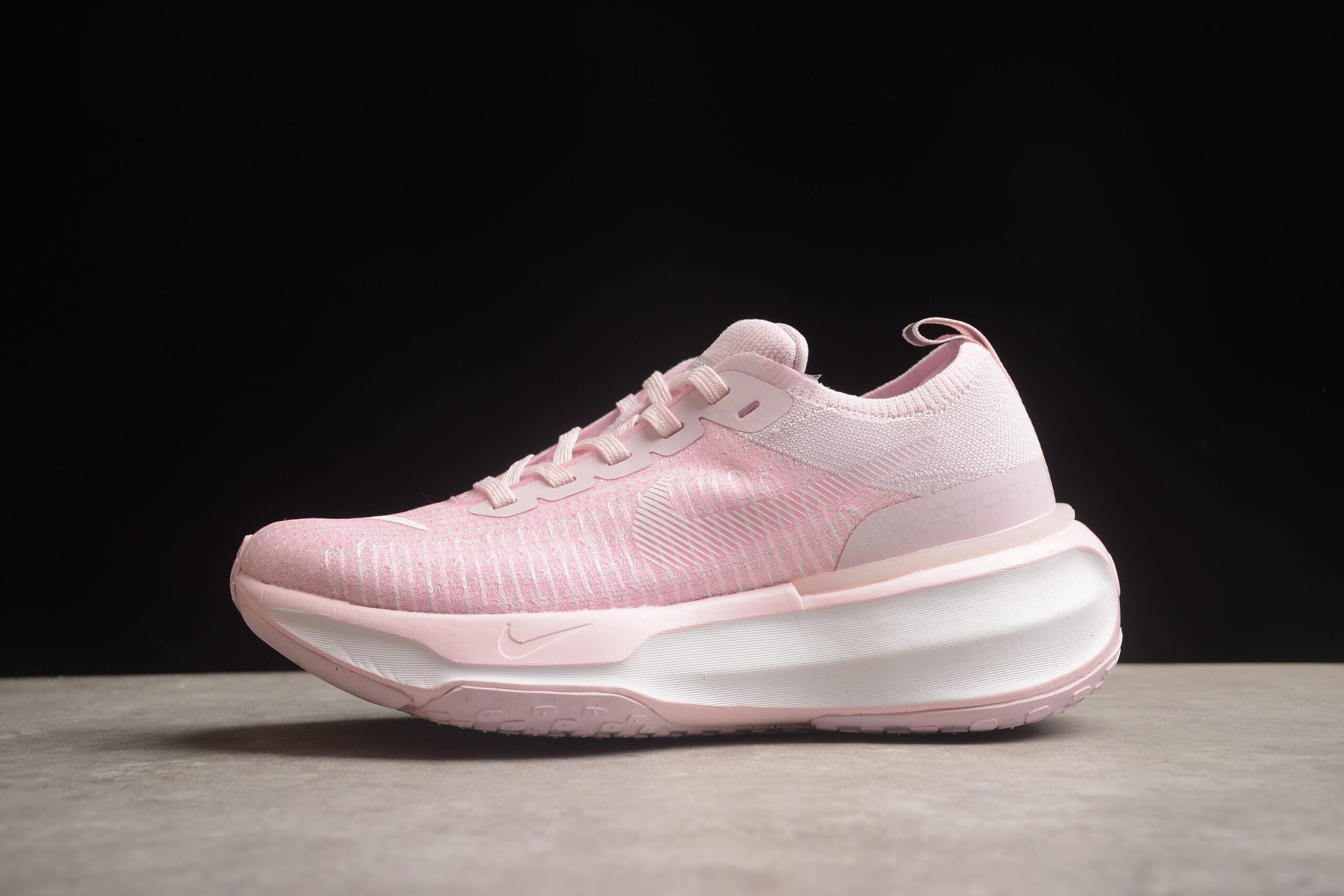 Nike ZoomX Invincible Run FK 3 - Image 2