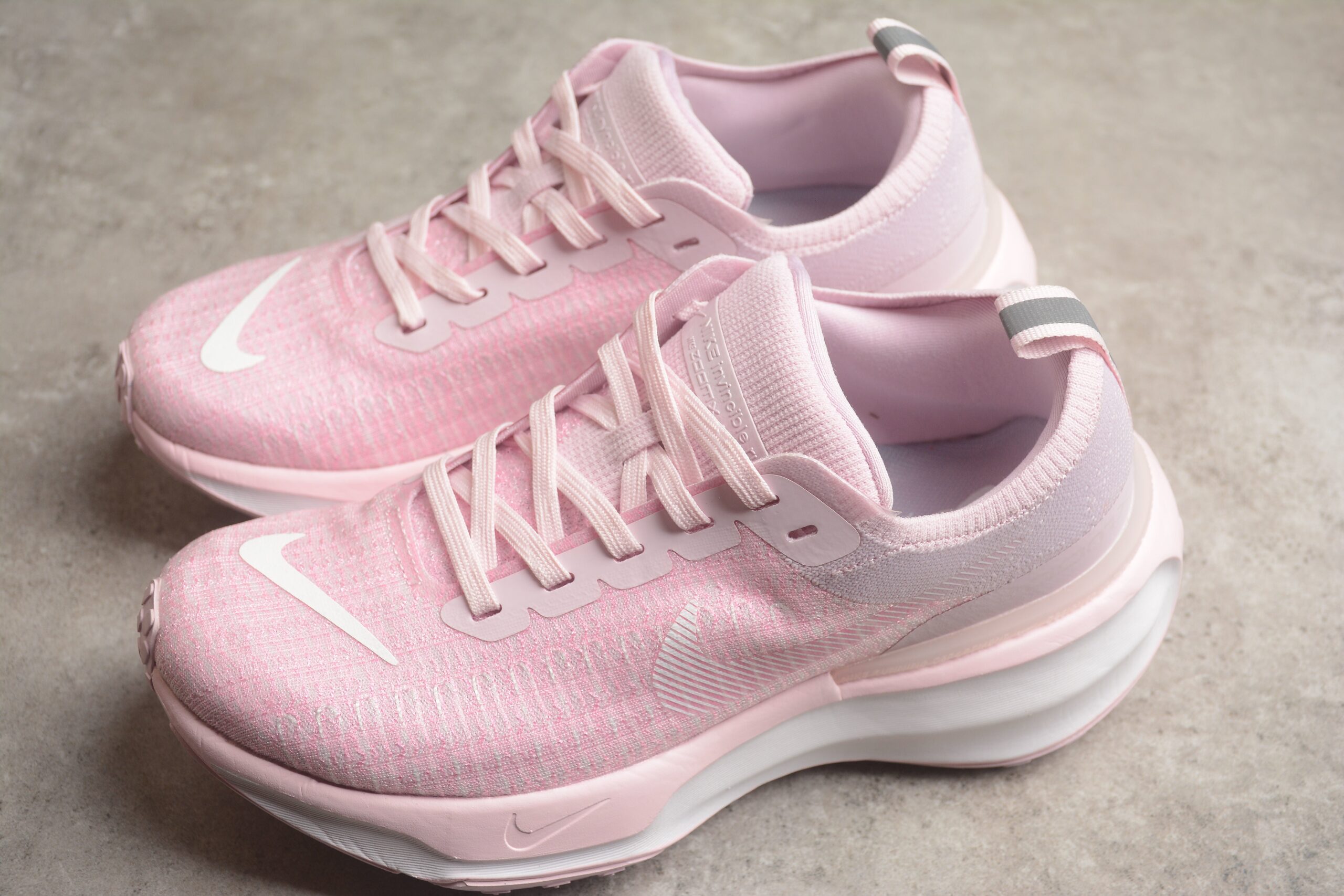 Nike ZoomX Invincible Run FK 3 - Image 3