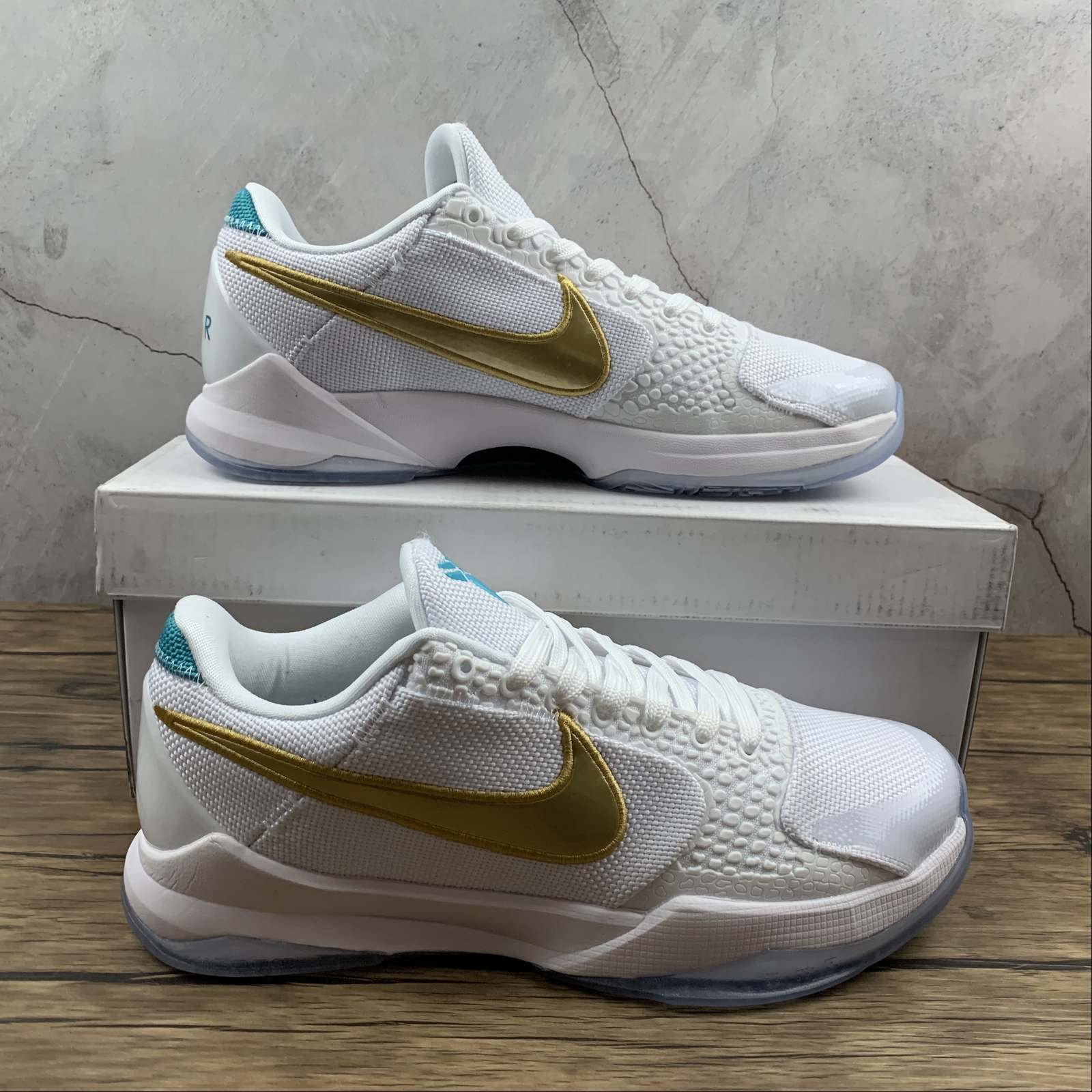 Nike Zoom Kobe 4 PROTRO