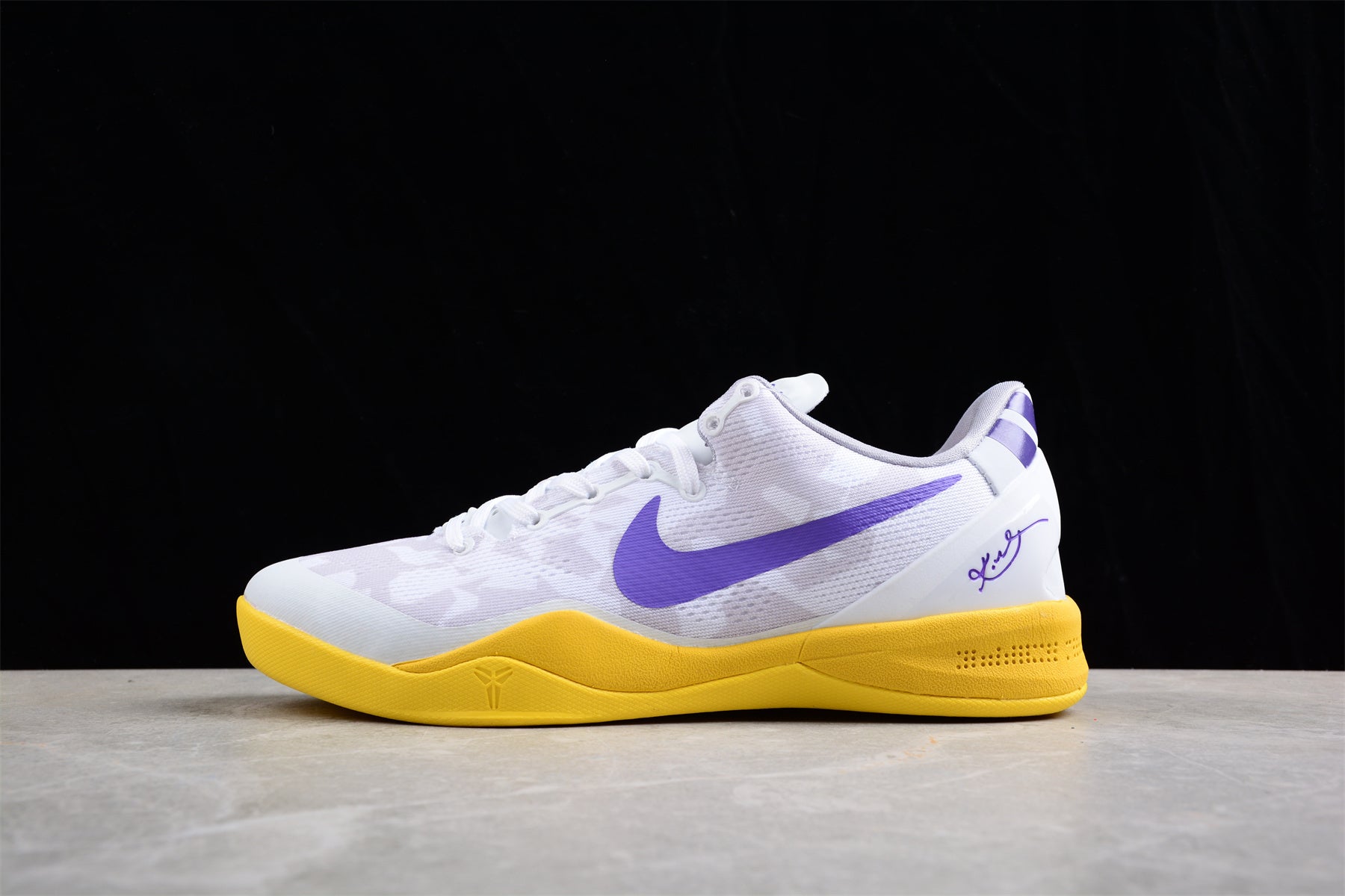 Nike Zoom Kobe 8 - Image 5