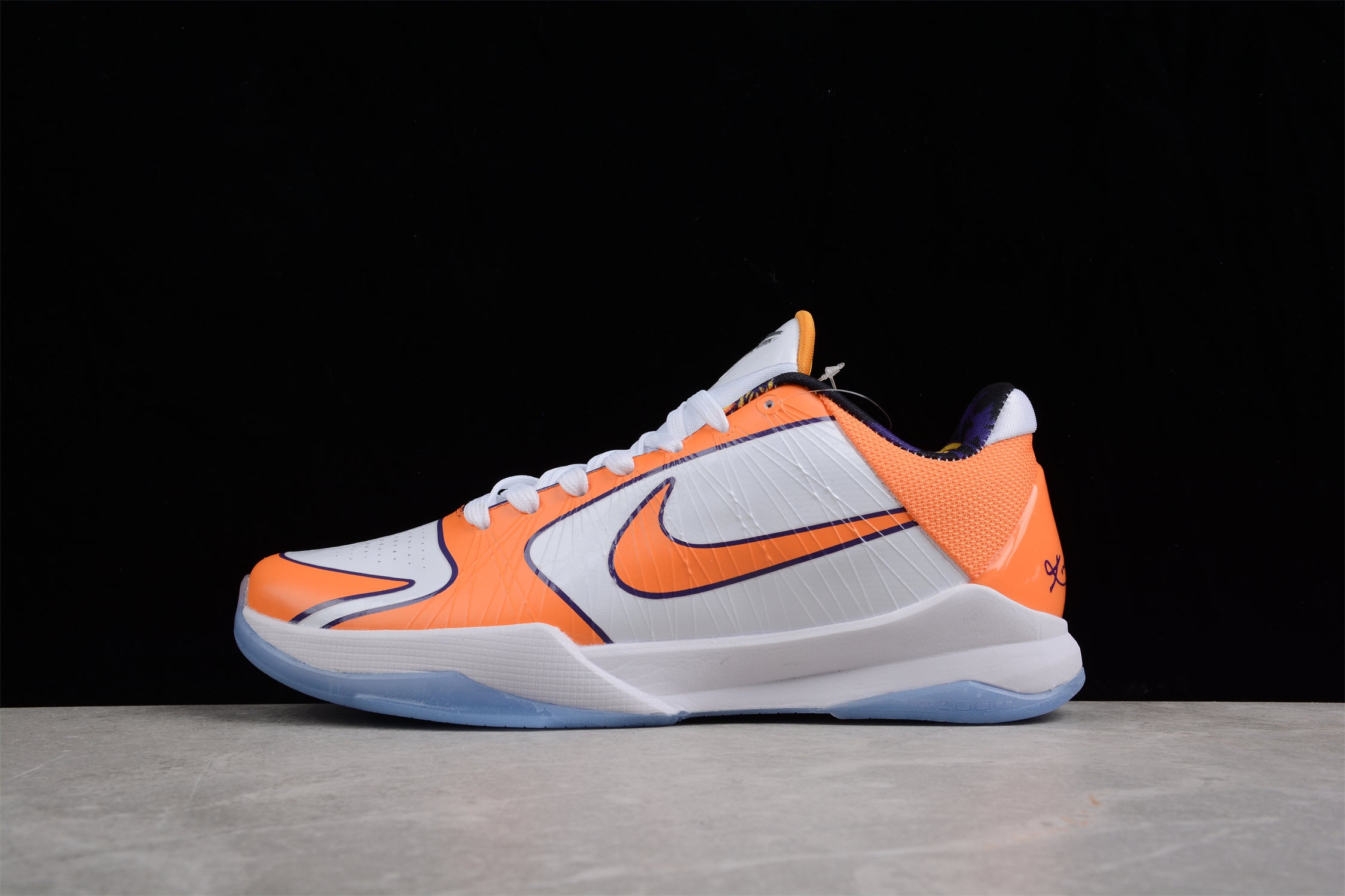 Nike Zoom Kobe V Protro - Image 4