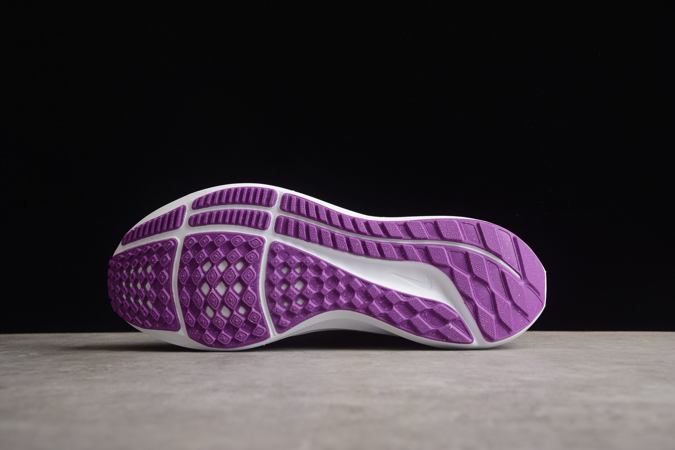 Nike Zoom Pegasus 39 'Anthracite/MTLC Pewter-Black' - Image 3