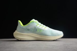 Nike Zoom Pegasus 39 Barely Green