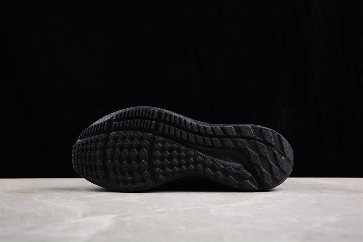 Nike Zoom Pegasus 39 Black White - Image 3