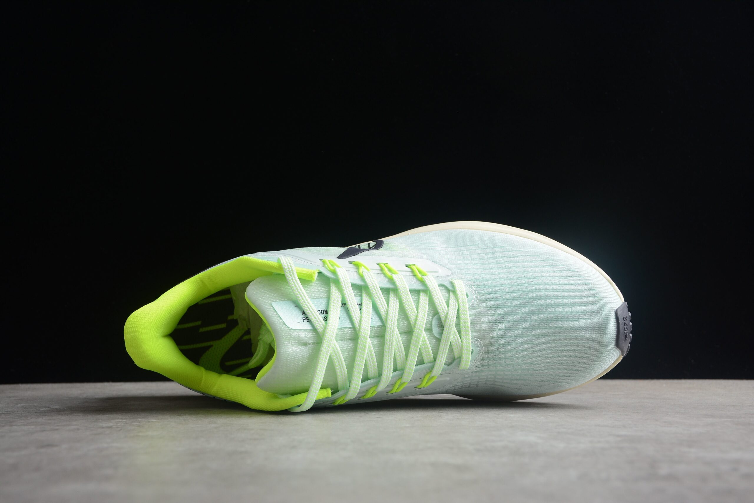 Nike Zoom Pegasus 39 Barely Green - Image 4