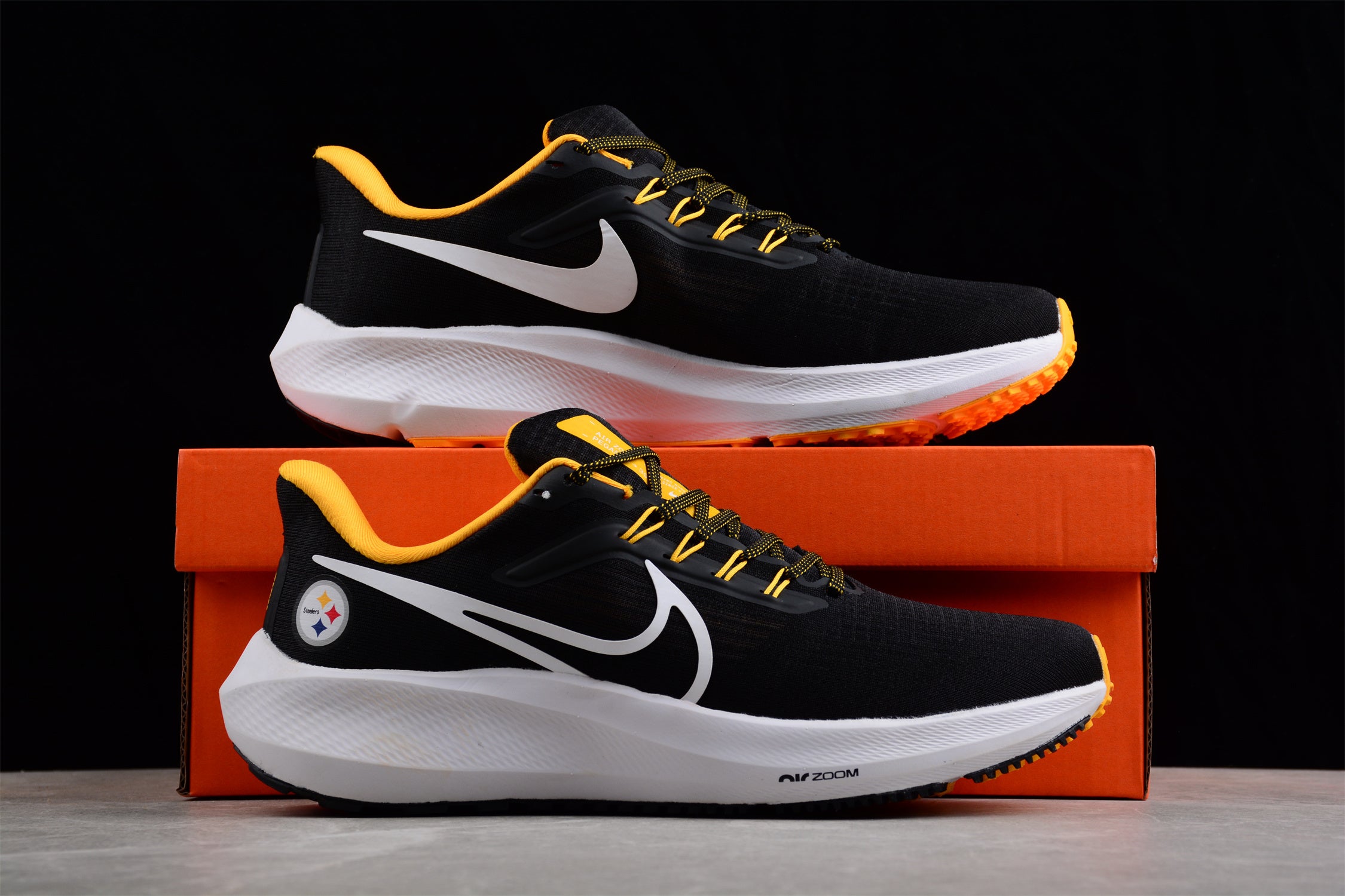 Nike Zoom Pegasus 39 'Pittsburgh Steelers' - Image 3
