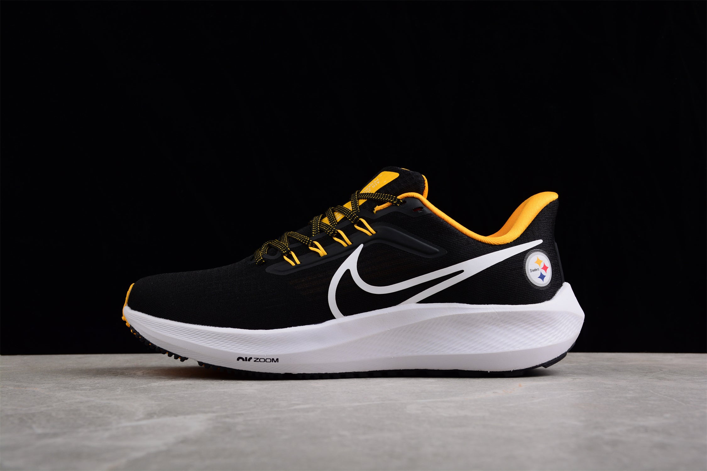 Nike Zoom Pegasus 39 'Pittsburgh Steelers' - Image 2