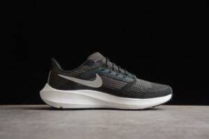 Nike Zoom Pegasus 39 'Smoke Grey and Orange'