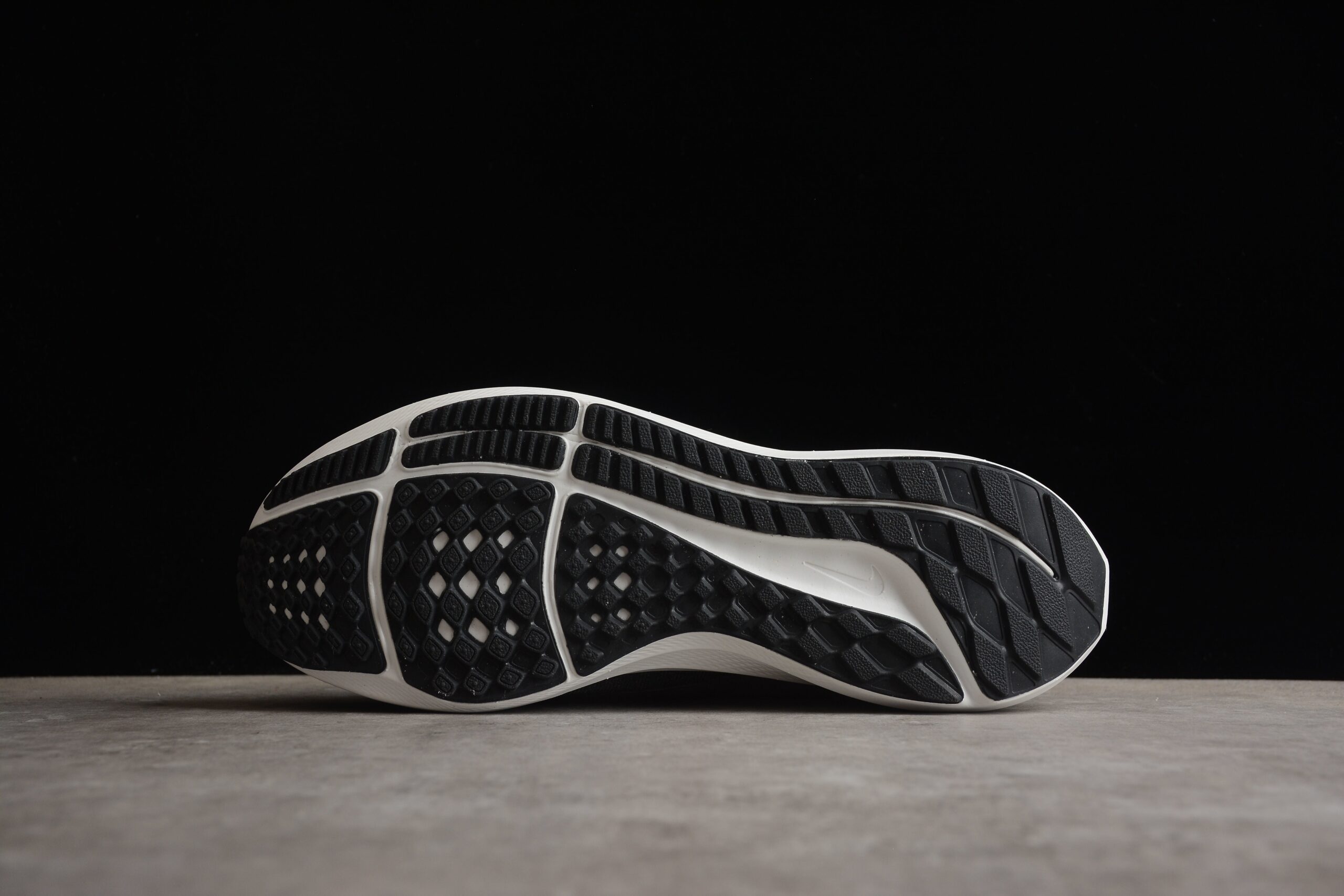 Nike Zoom Pegasus 39 'Smoke Grey and Orange' - Image 5