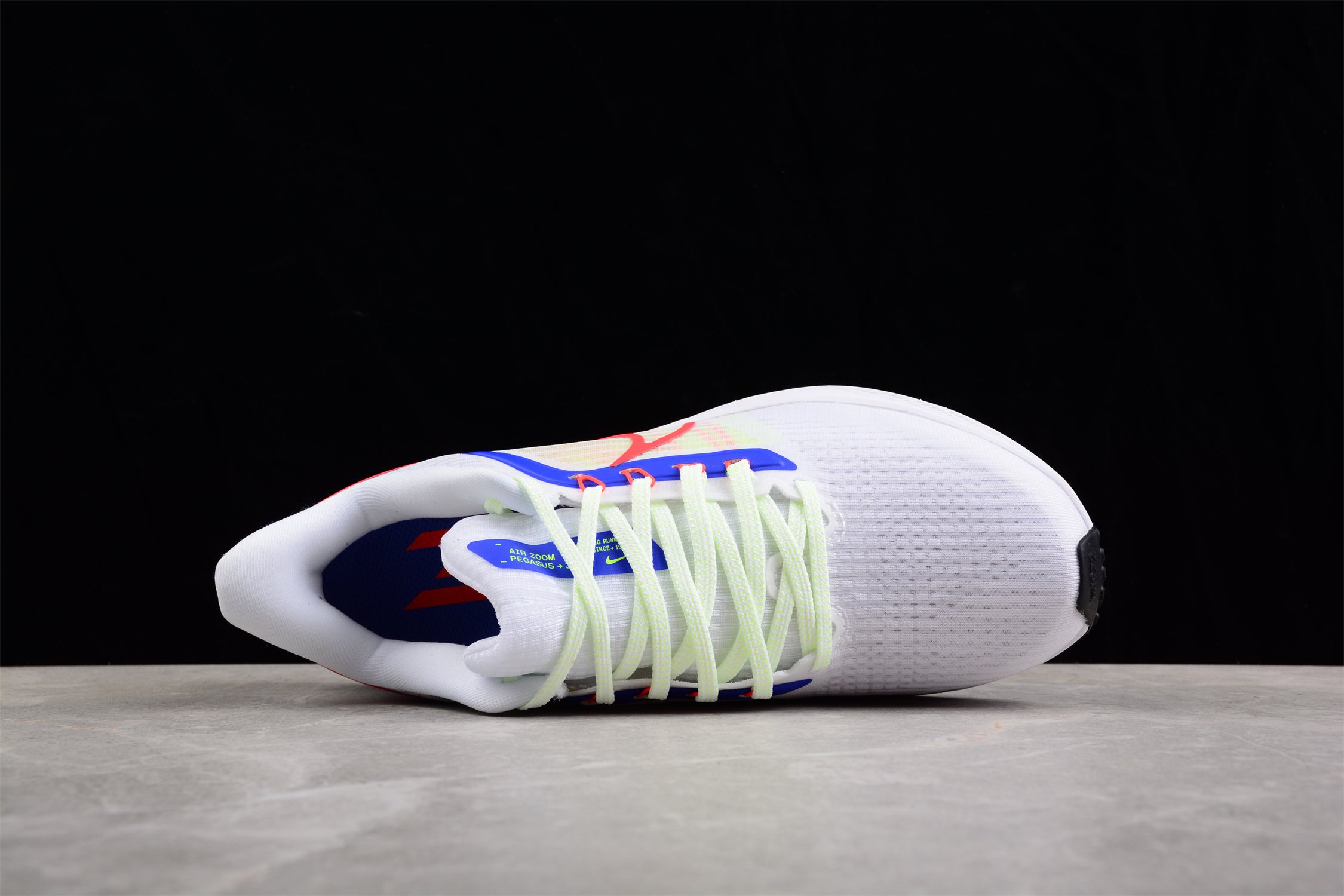Nike Air Zoom Pegasus 39 'White Racer Blue Crimson' - Image 5